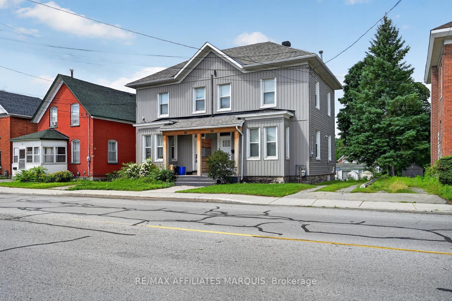 Photo 4 of 88 Brockville Street, Smiths Falls, Smiths Falls — HOMEH
