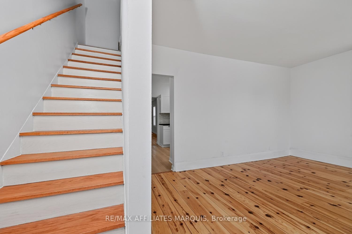 Photo 11 of 88 Brockville Street, Smiths Falls, Smiths Falls — HOMEH