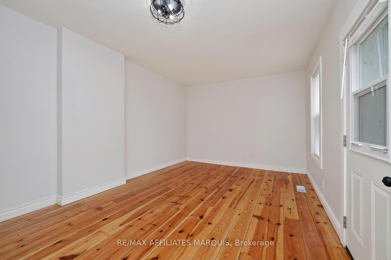 Photo 21 of 88 Brockville Street, Smiths Falls, Smiths Falls — HOMEH