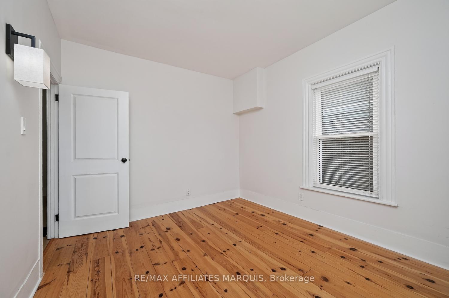 Photo 31 of 88 Brockville Street, Smiths Falls, Smiths Falls — HOMEH