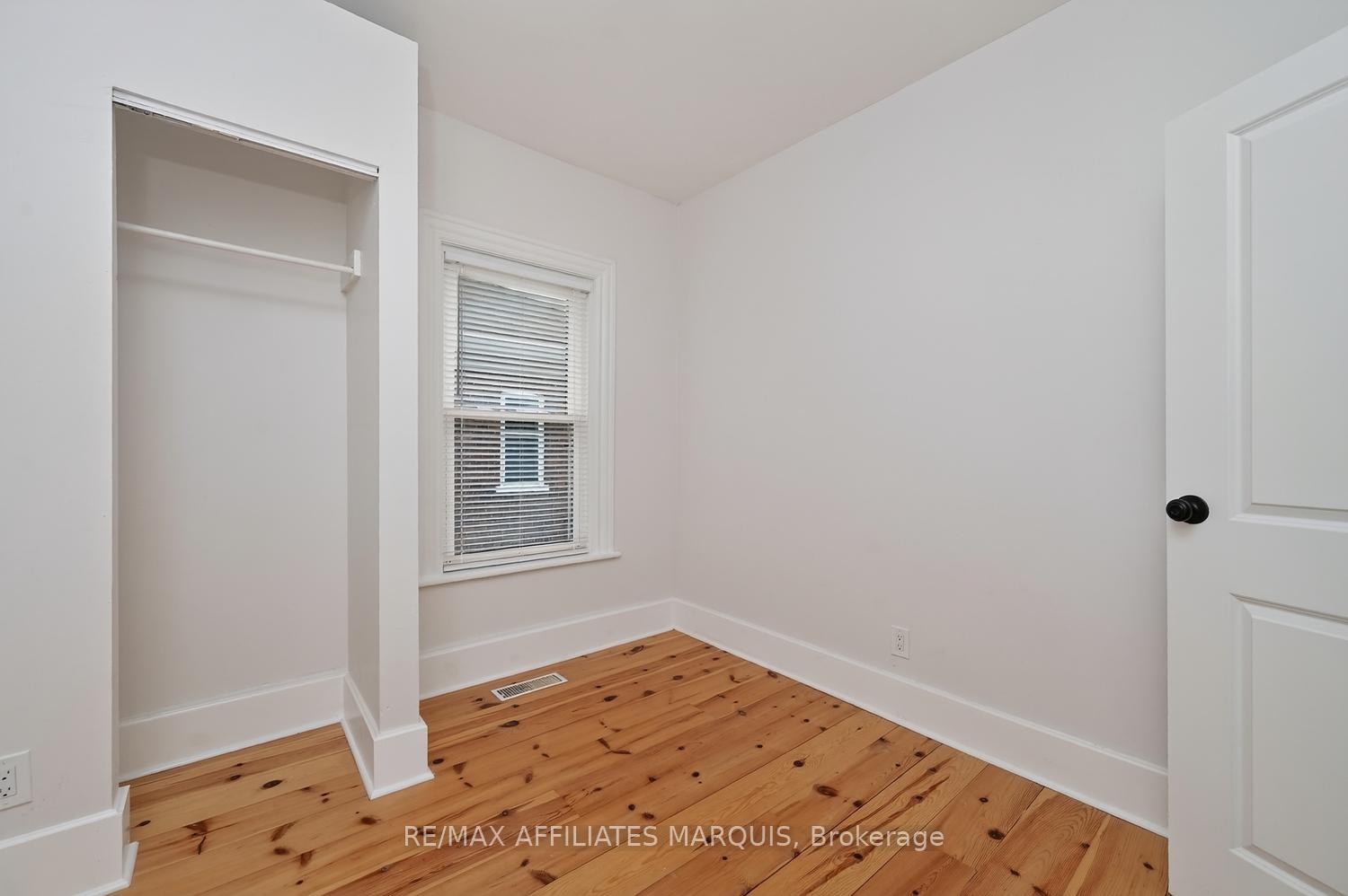 Photo 32 of 88 Brockville Street, Smiths Falls, Smiths Falls — HOMEH