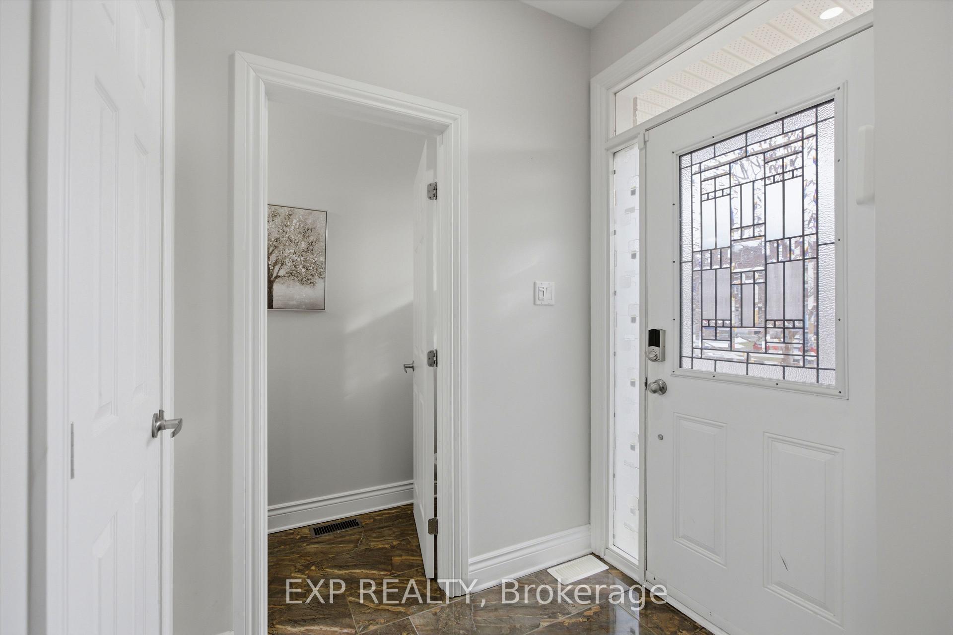 Photo 5 of 162 Bert Hall Street, Arnprior, Arnprior — HOMEH