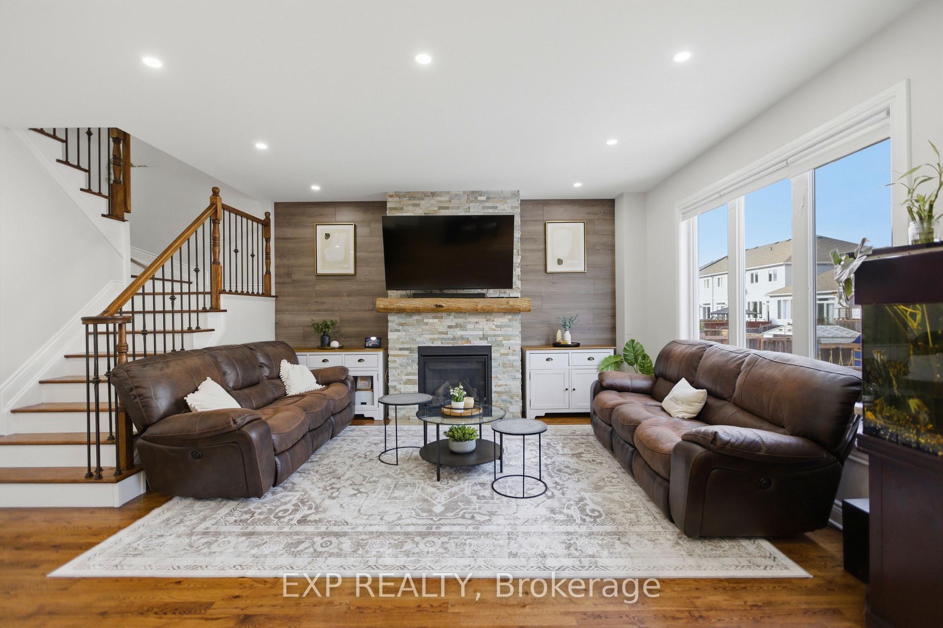 Photo 8 of 162 Bert Hall Street, Arnprior, Arnprior — HOMEH