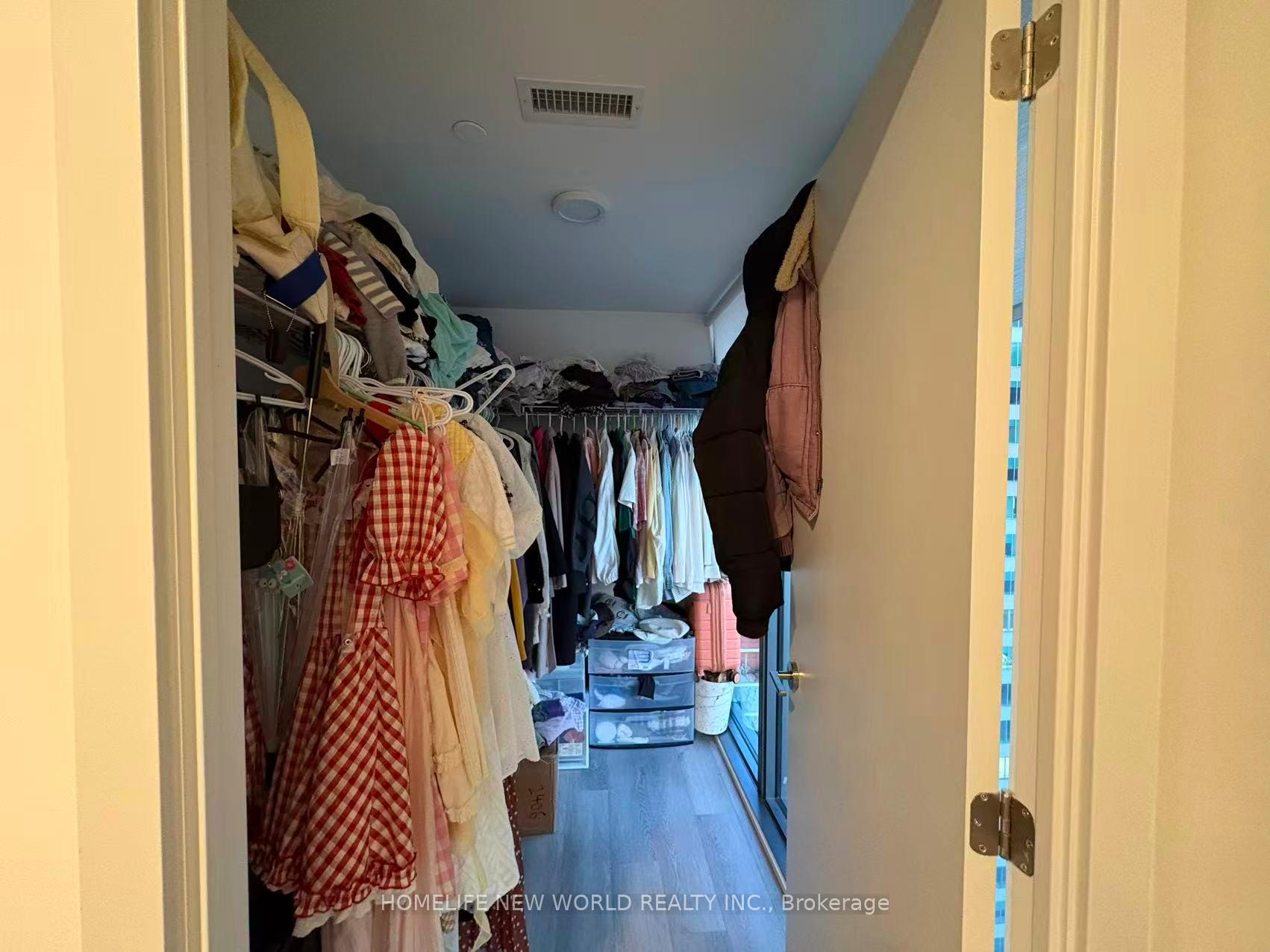 Photo 11 of Unit 2406, 8 Cumberland Street, Toronto, The Annex — HOMEH