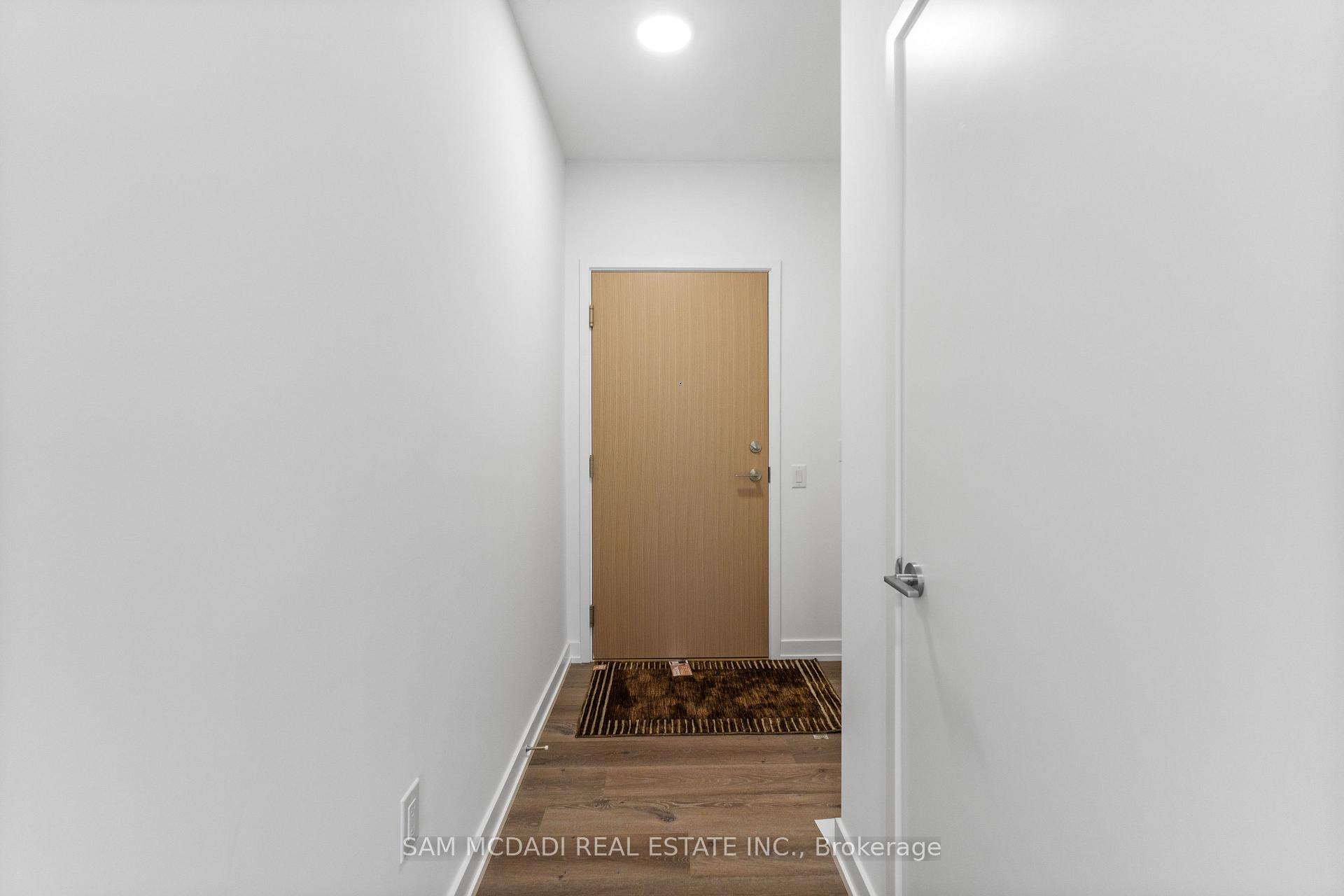 Photo 4 of Unit 3810, 395 Square One Drive, Mississauga, City Centre — HOMEH