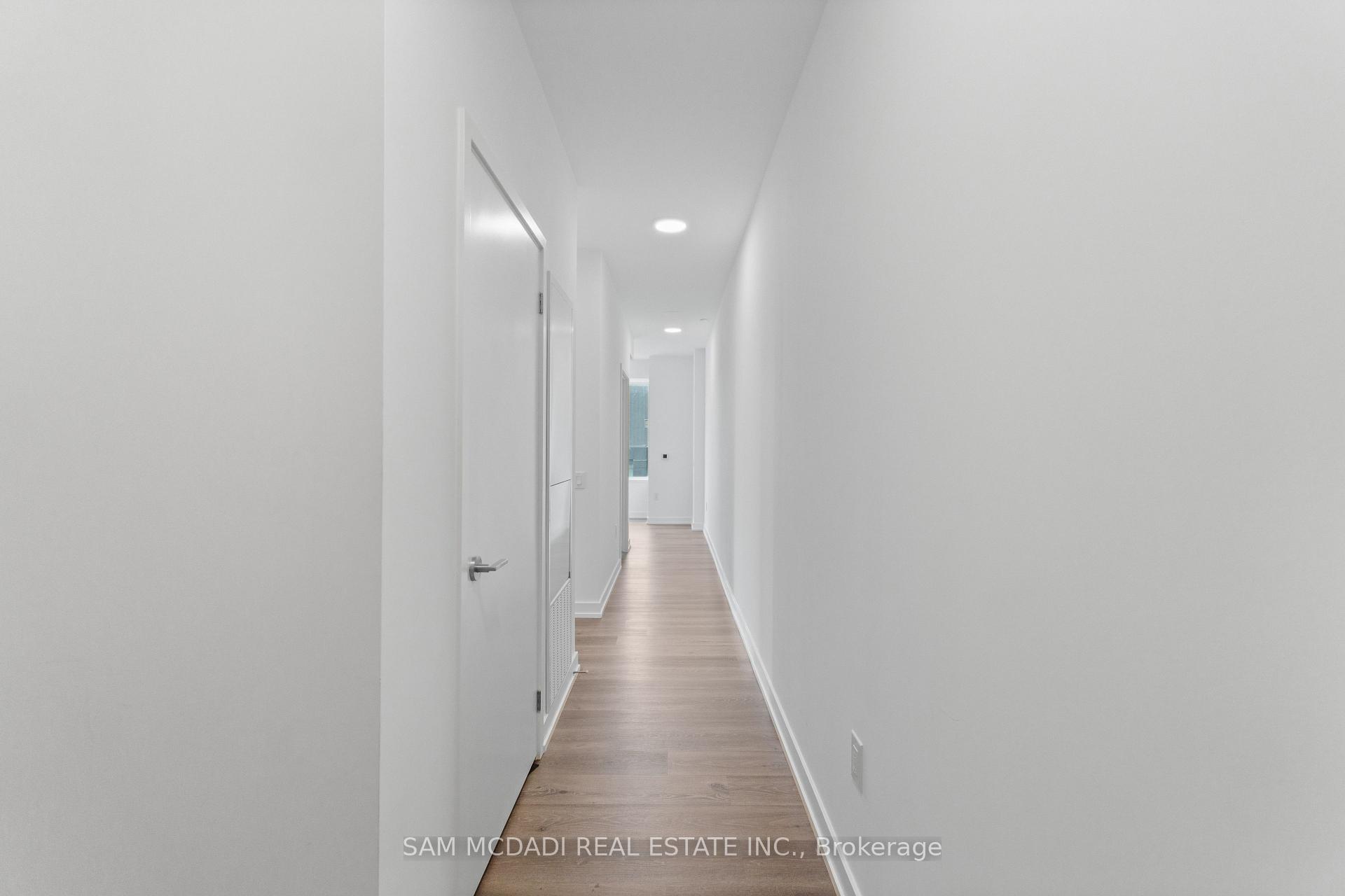 Photo 5 of Unit 3810, 395 Square One Drive, Mississauga, City Centre — HOMEH