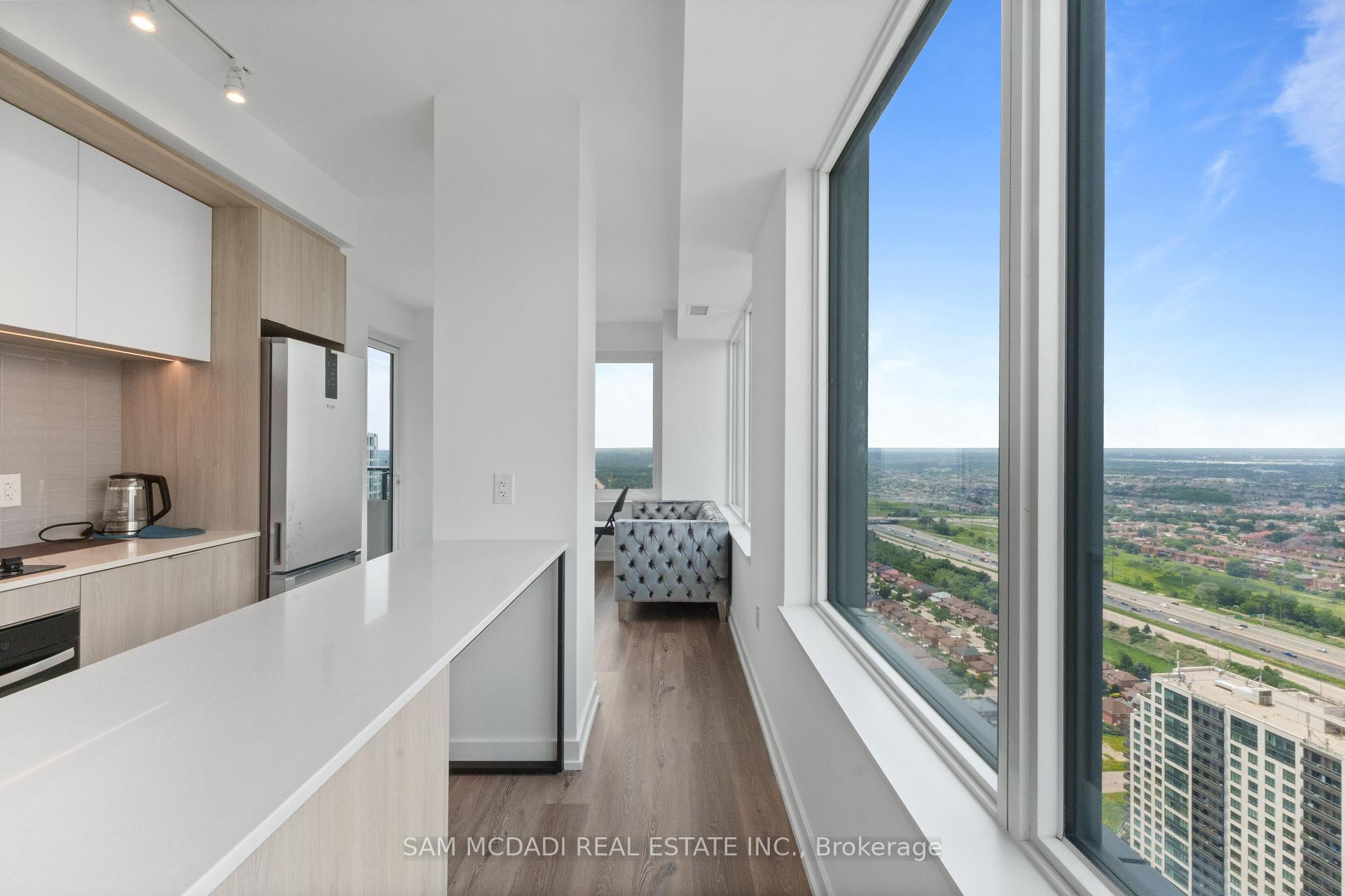 Photo 8 of Unit 3810, 395 Square One Drive, Mississauga, City Centre — HOMEH