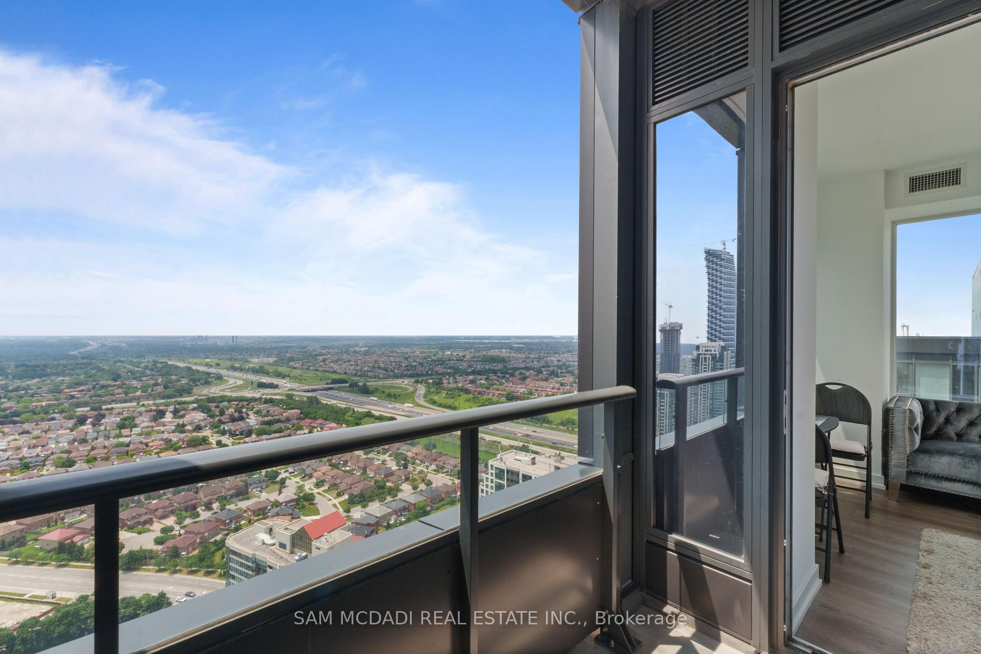 Photo 11 of Unit 3810, 395 Square One Drive, Mississauga, City Centre — HOMEH