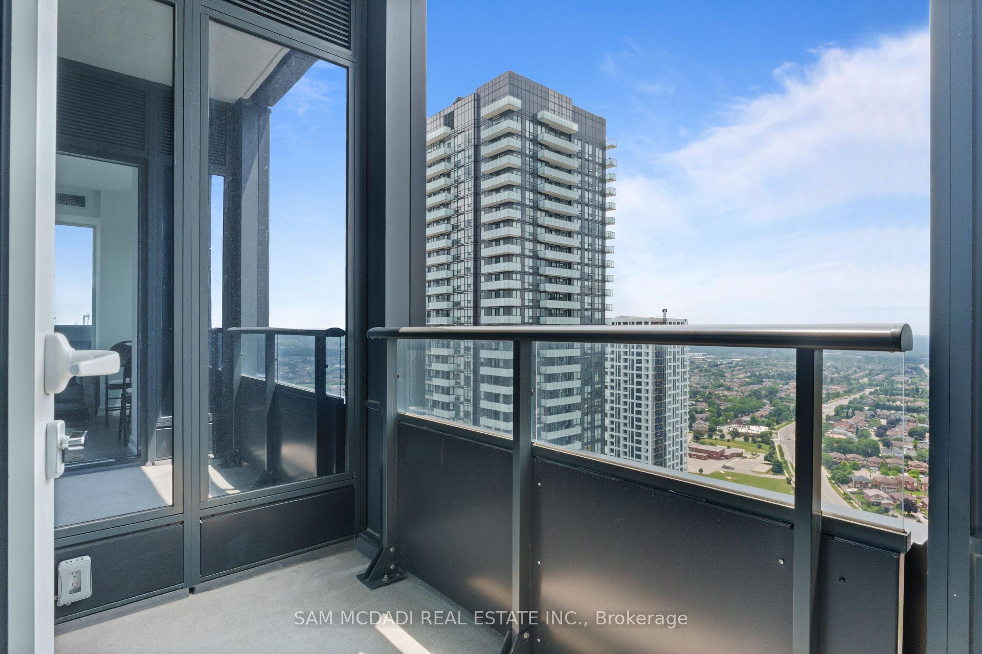 Photo 12 of Unit 3810, 395 Square One Drive, Mississauga, City Centre — HOMEH