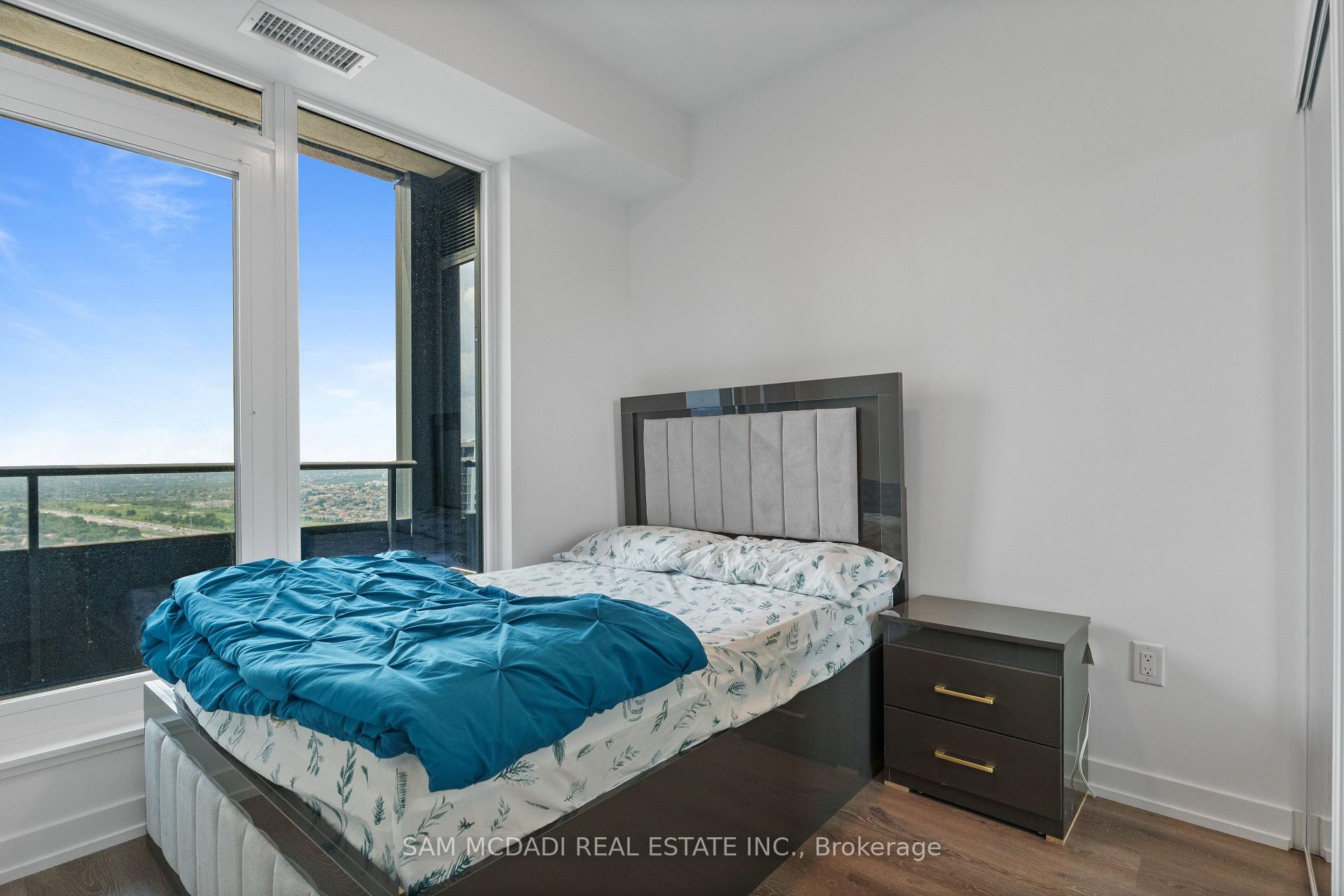 Photo 14 of Unit 3810, 395 Square One Drive, Mississauga, City Centre — HOMEH