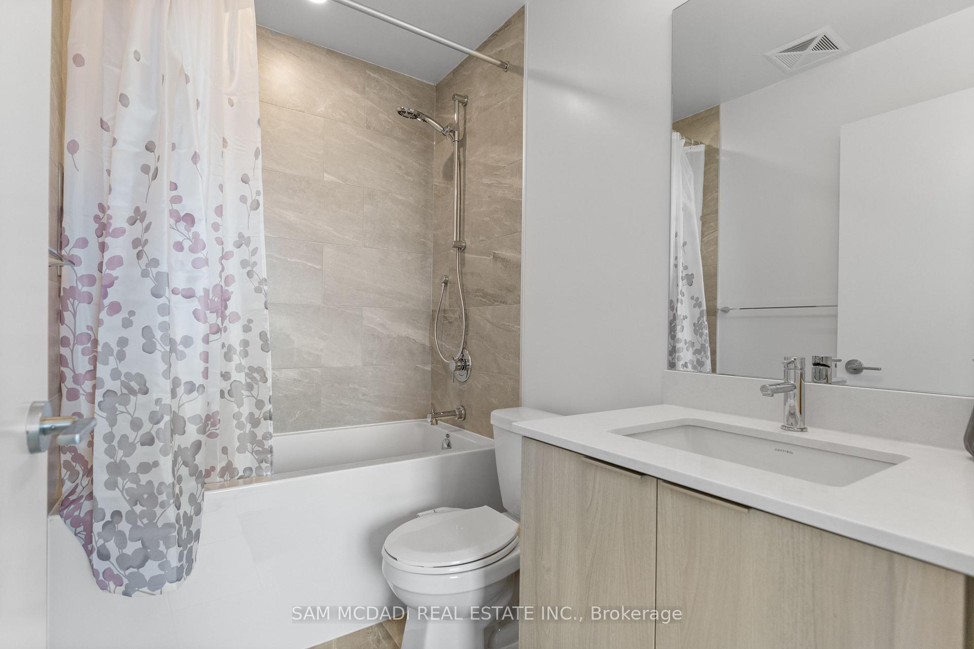 Photo 18 of Unit 3810, 395 Square One Drive, Mississauga, City Centre — HOMEH