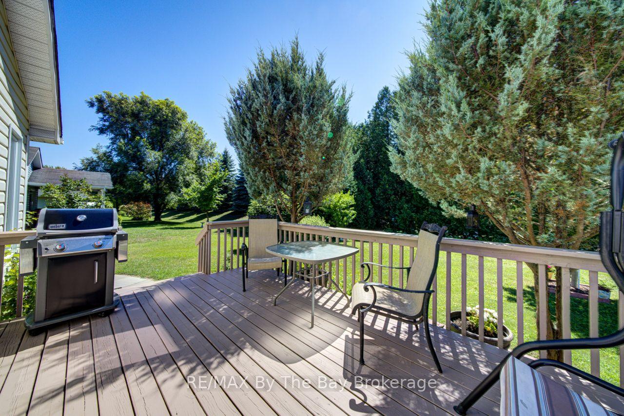 Photo 32 of 6 Illinois Crescent, Wasaga Beach — HOMEH