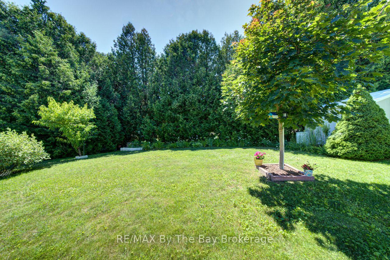 Photo 40 of 6 Illinois Crescent, Wasaga Beach — HOMEH