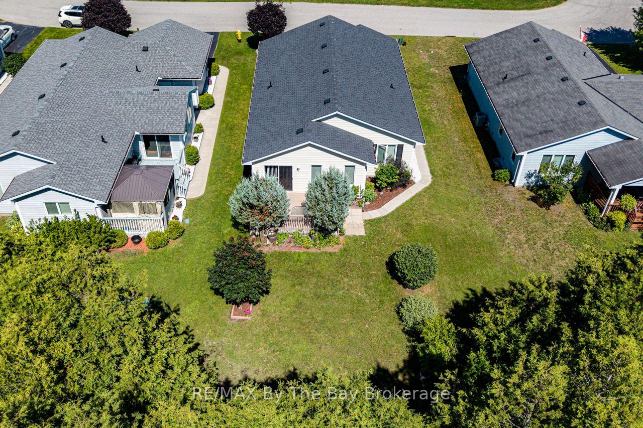 Photo 46 of 6 Illinois Crescent, Wasaga Beach — HOMEH