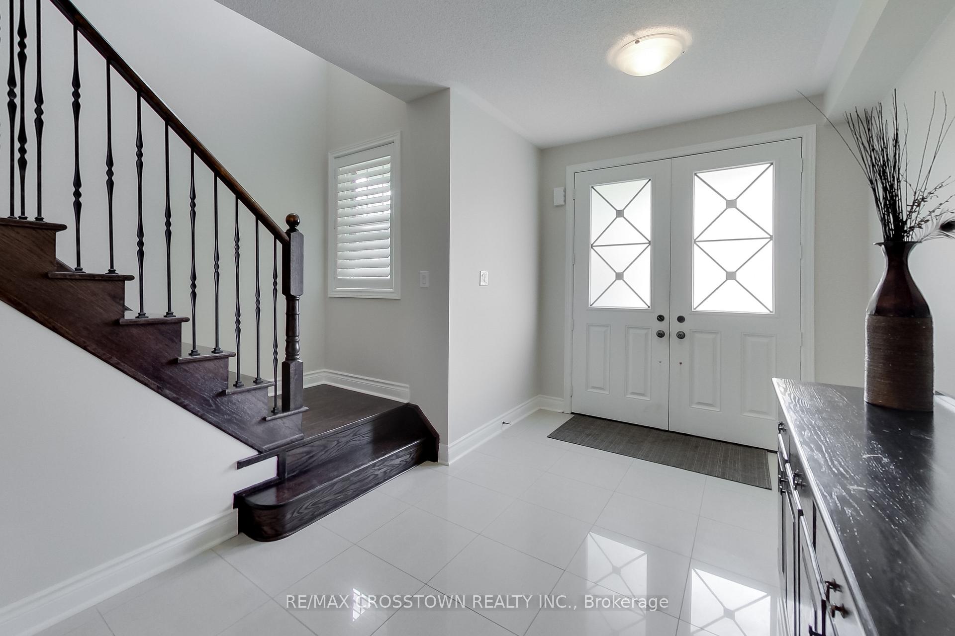 Photo 4 of 23 Boyces Creek Court, Caledon, Caledon East — HOMEH