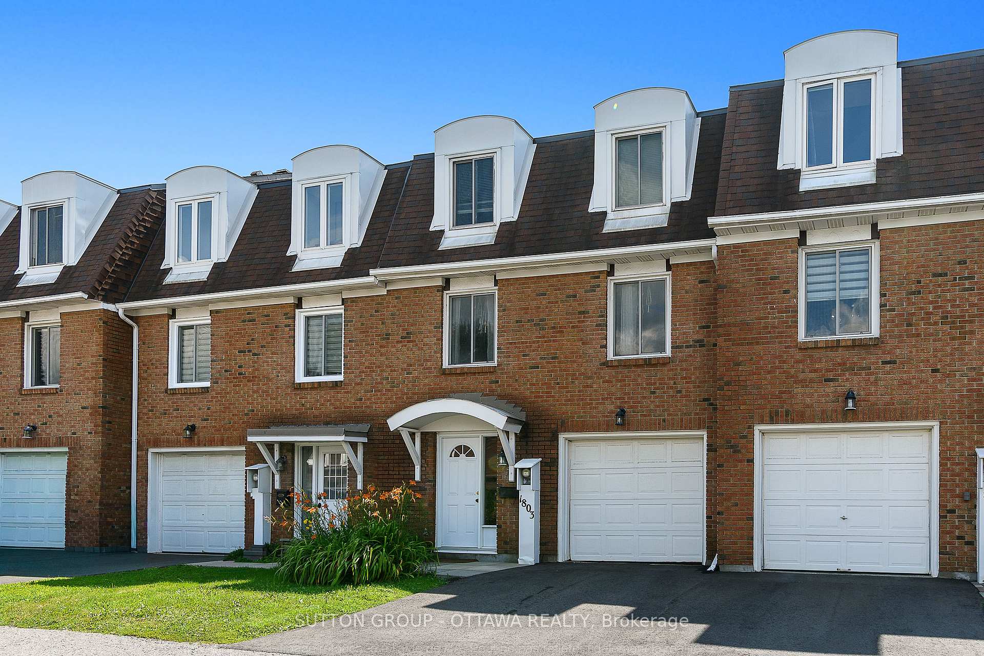 Photo 15 of Unit 39, 1803 Axminster Court, Ottawa, Convent Glen South — HOMEH