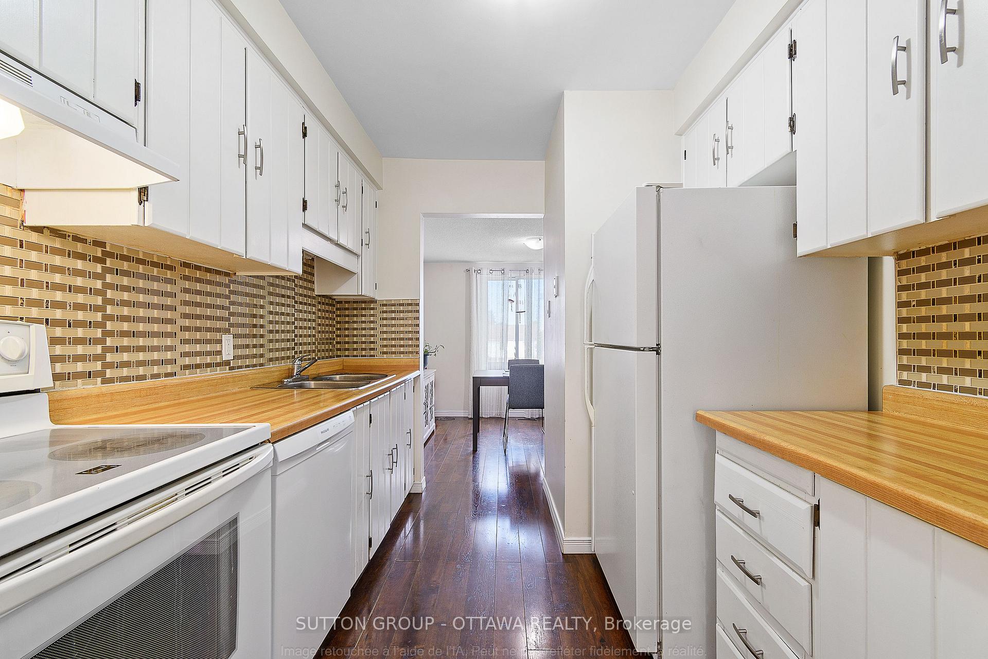 Photo 23 of Unit 39, 1803 Axminster Court, Ottawa, Convent Glen South — HOMEH