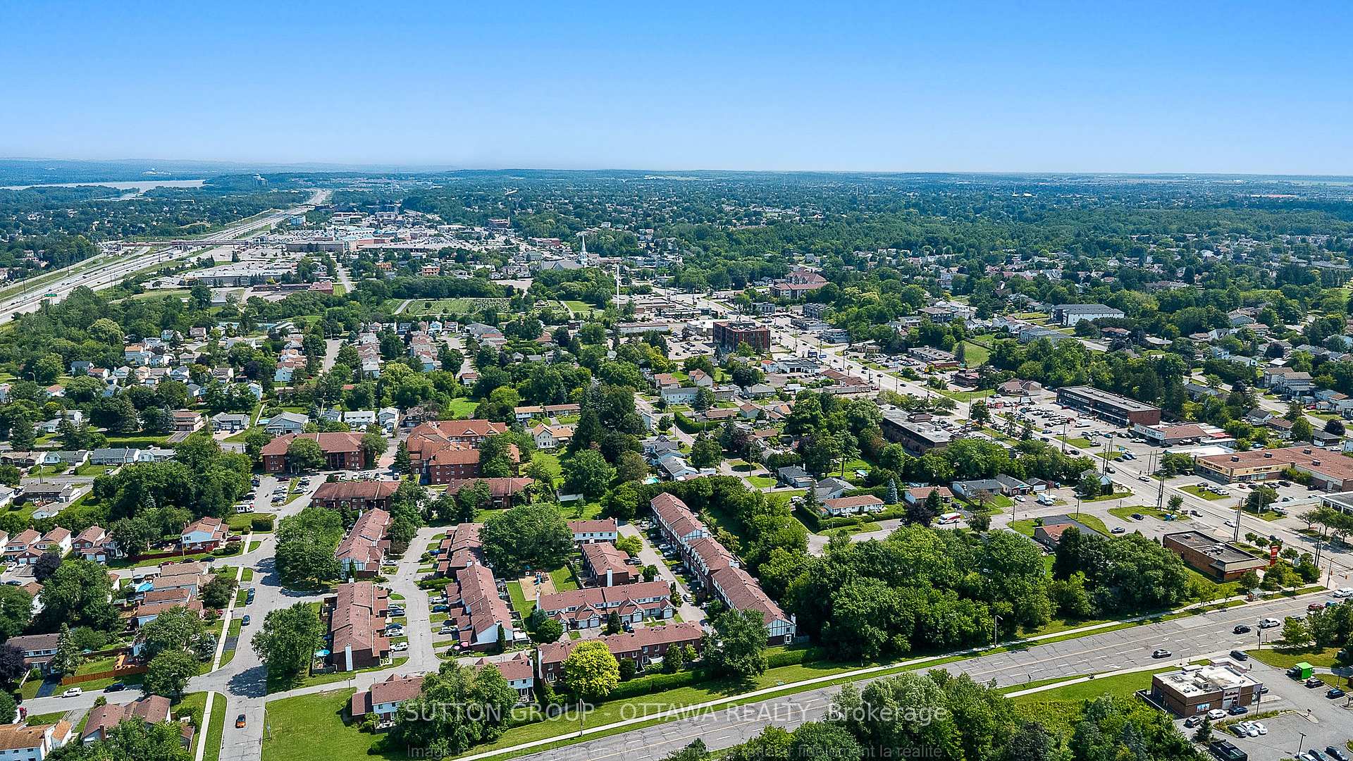 Photo 30 of Unit 39, 1803 Axminster Court, Ottawa, Convent Glen South — HOMEH