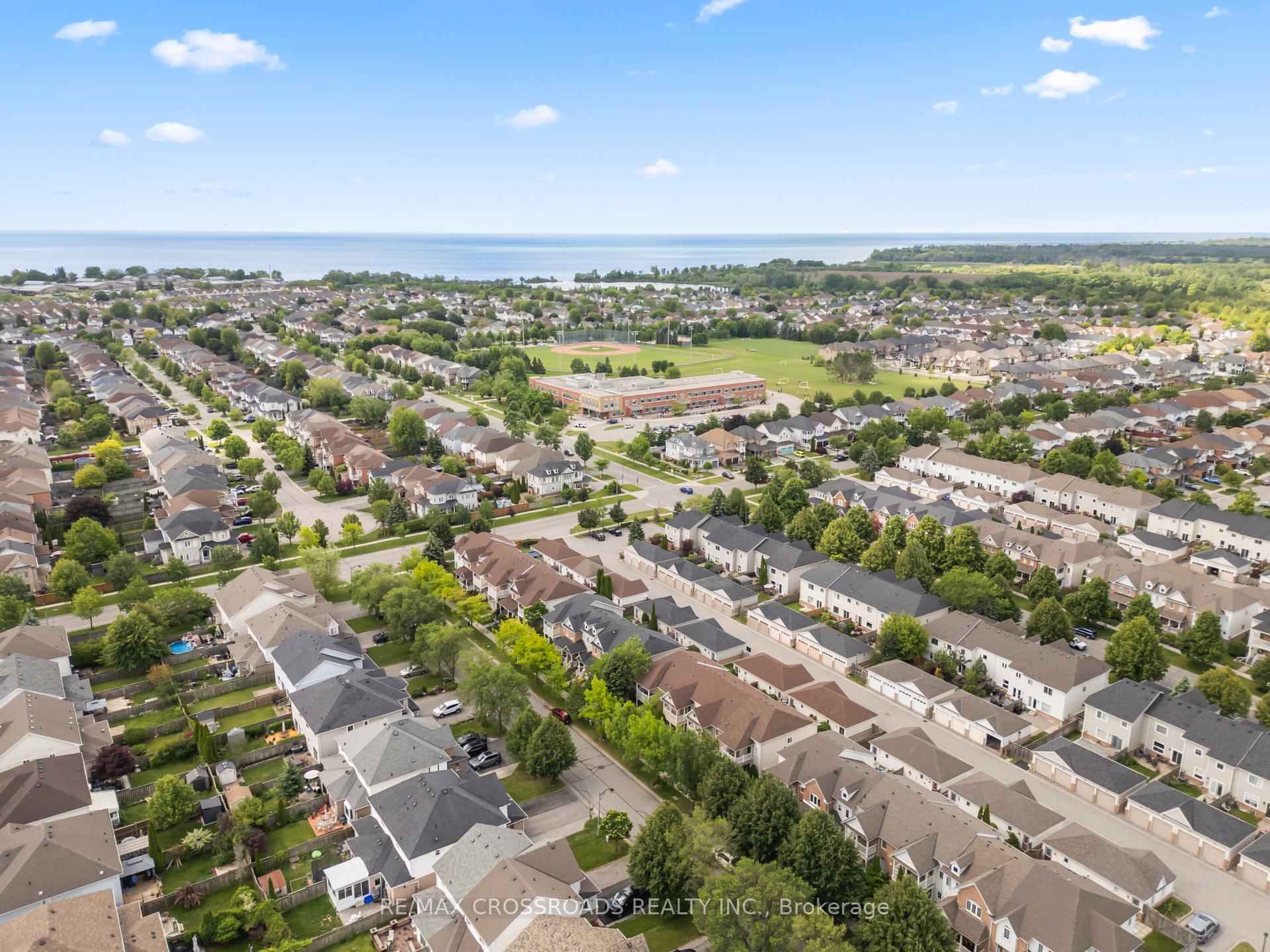Photo 3 of 67 Regatta Crescent, Whitby, Port Whitby — HOMEH