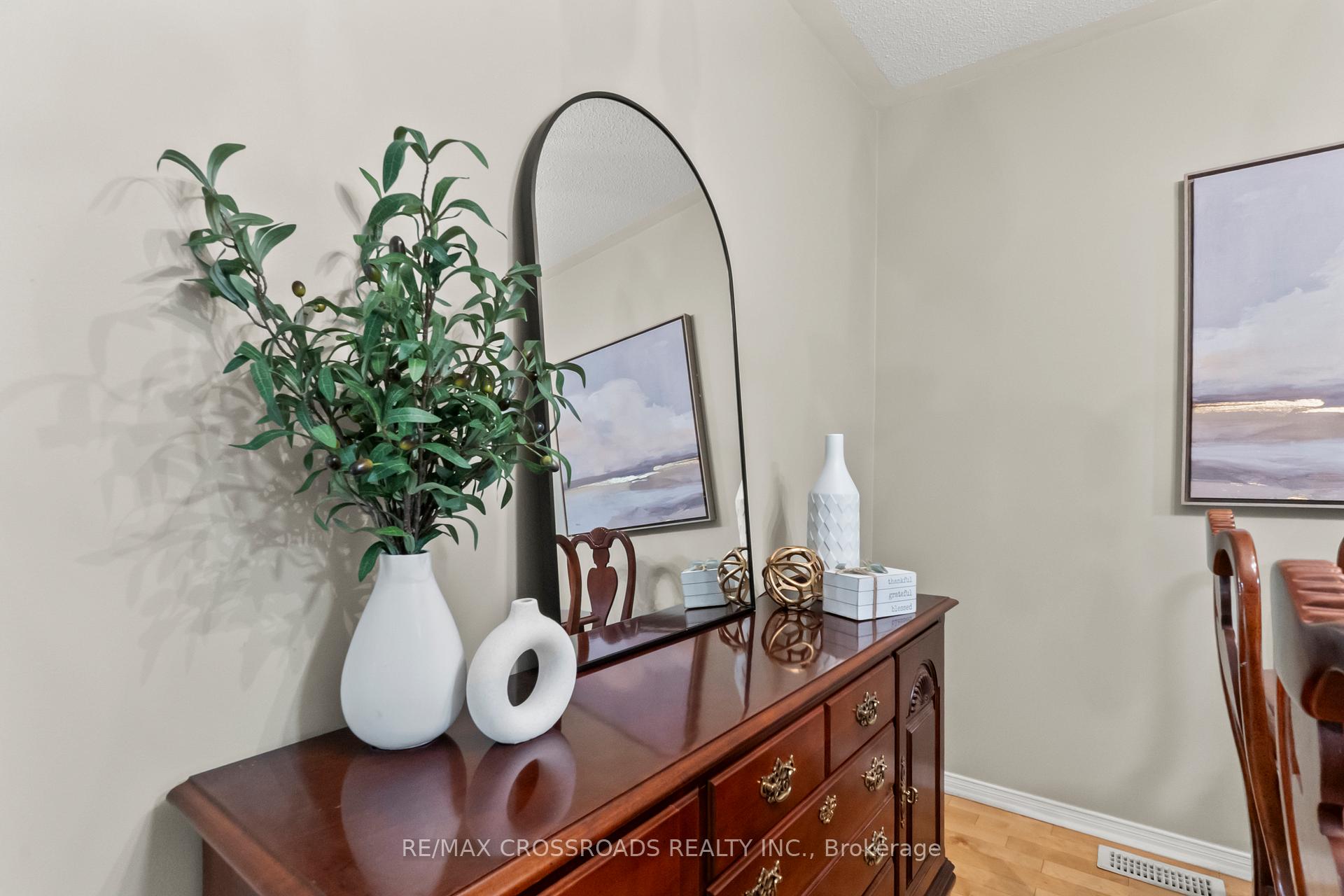 Photo 10 of 67 Regatta Crescent, Whitby, Port Whitby — HOMEH