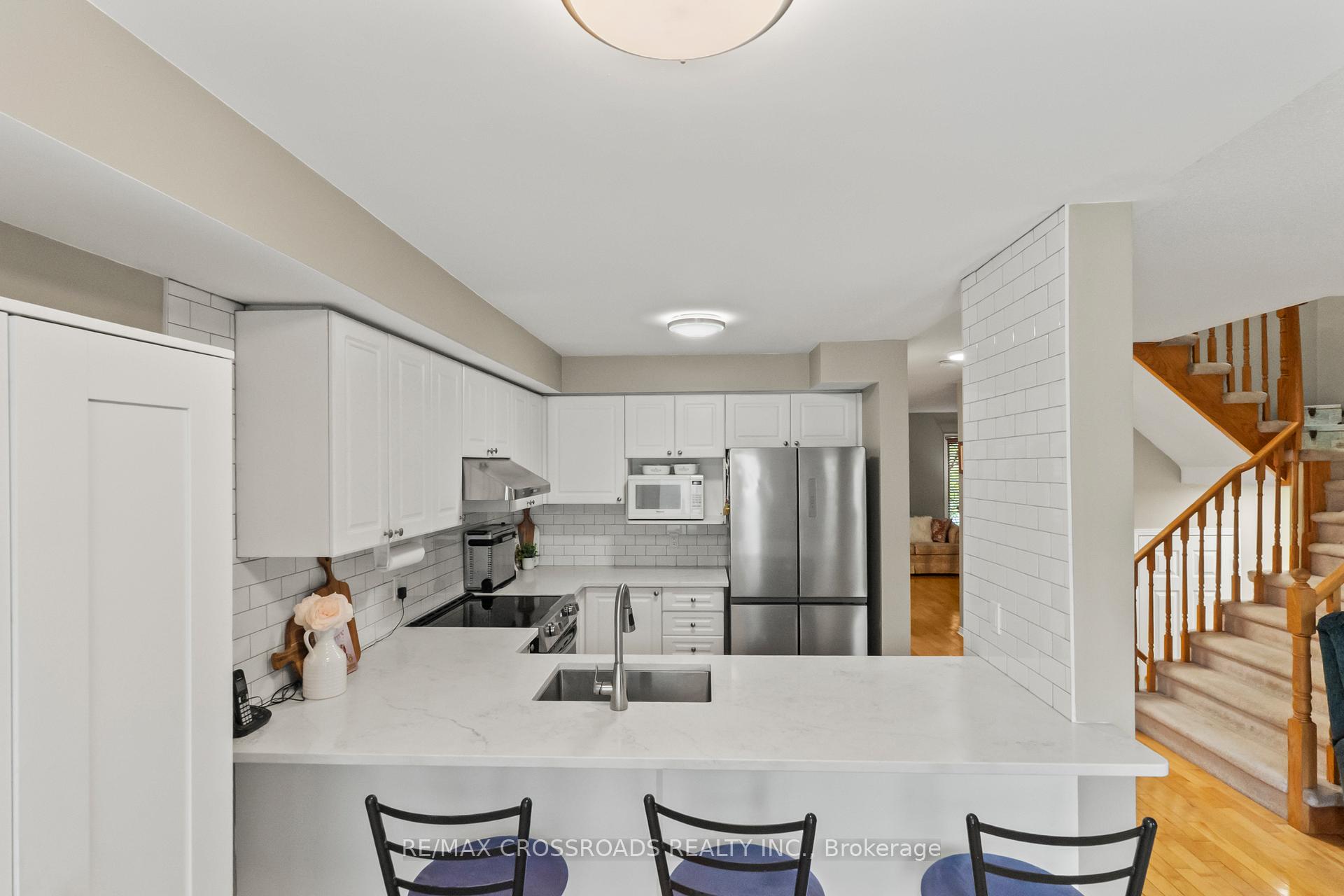 Photo 13 of 67 Regatta Crescent, Whitby, Port Whitby — HOMEH