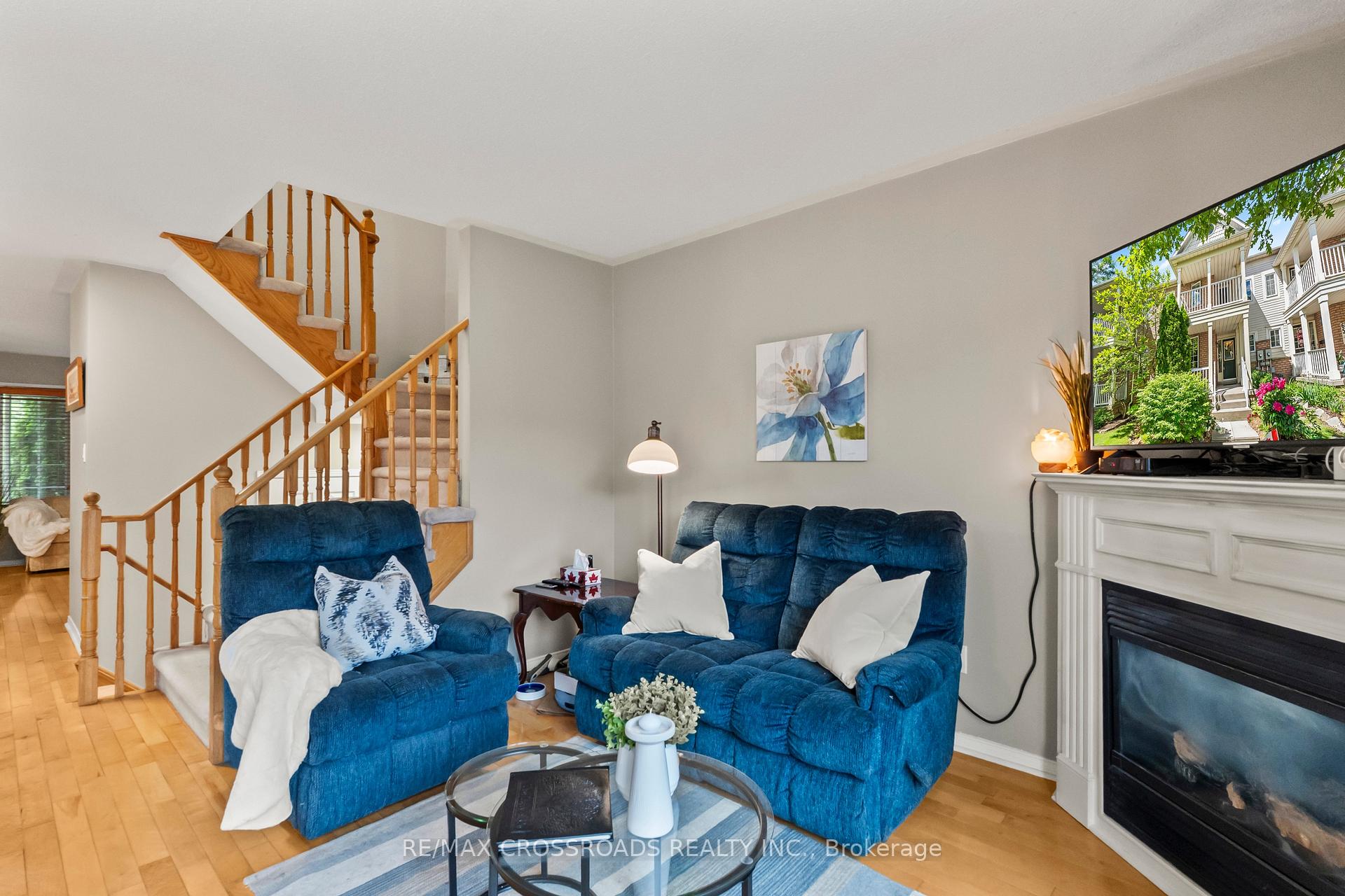 Photo 17 of 67 Regatta Crescent, Whitby, Port Whitby — HOMEH