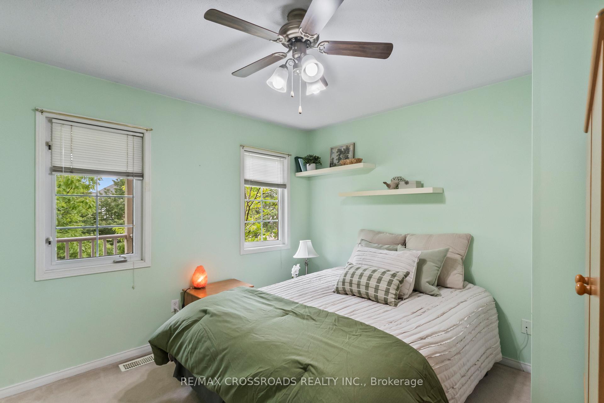 Photo 32 of 67 Regatta Crescent, Whitby, Port Whitby — HOMEH