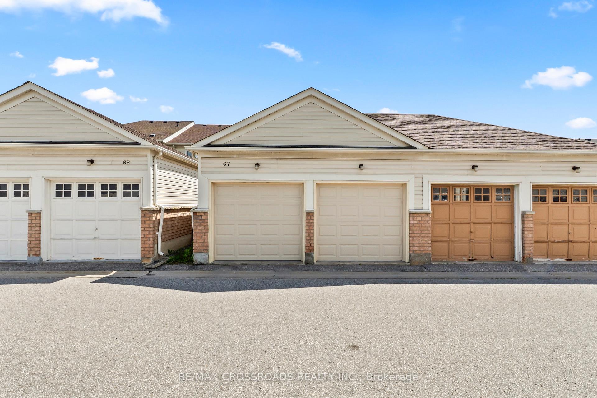 Photo 40 of 67 Regatta Crescent, Whitby, Port Whitby — HOMEH