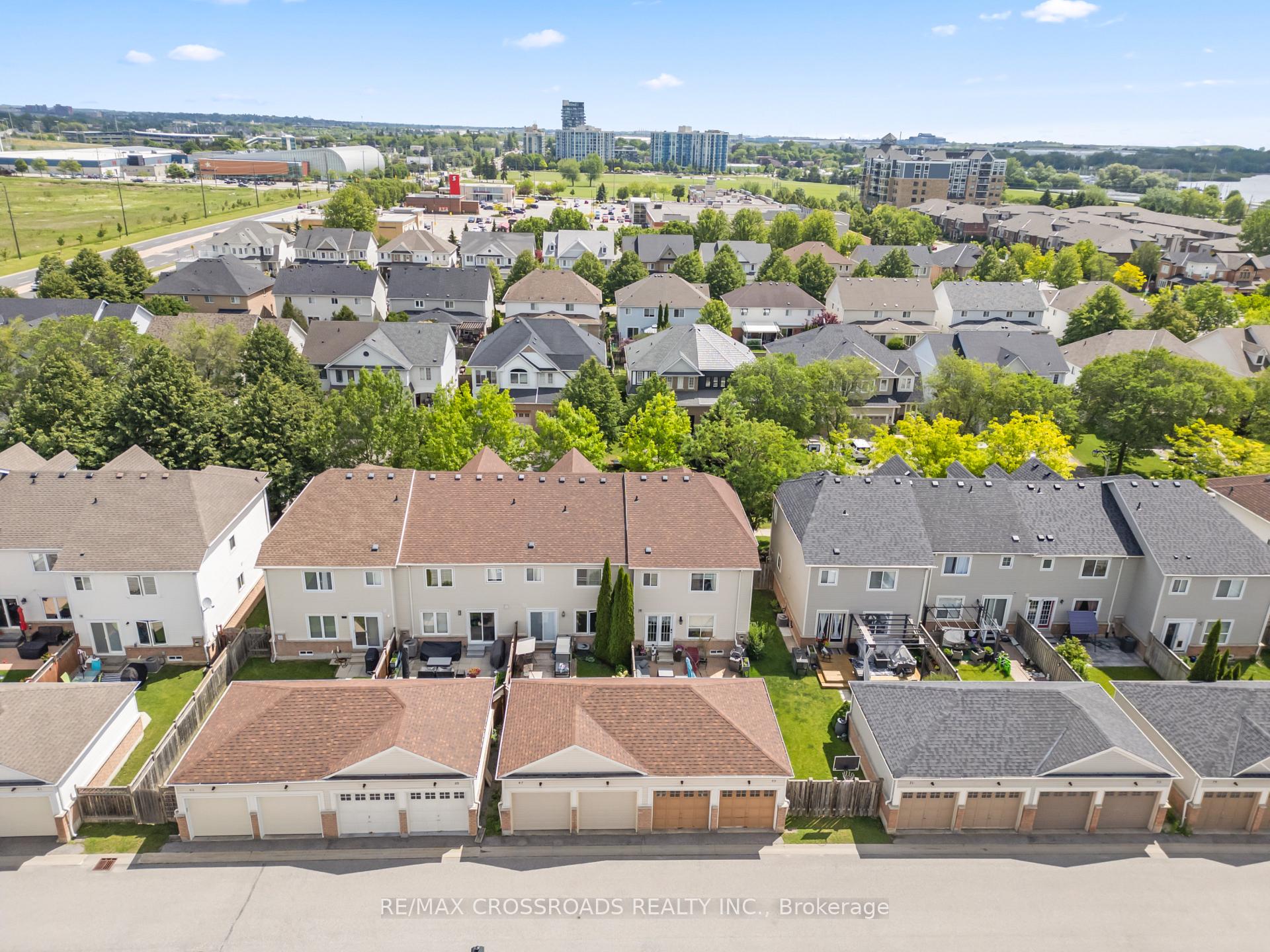 Photo 42 of 67 Regatta Crescent, Whitby, Port Whitby — HOMEH