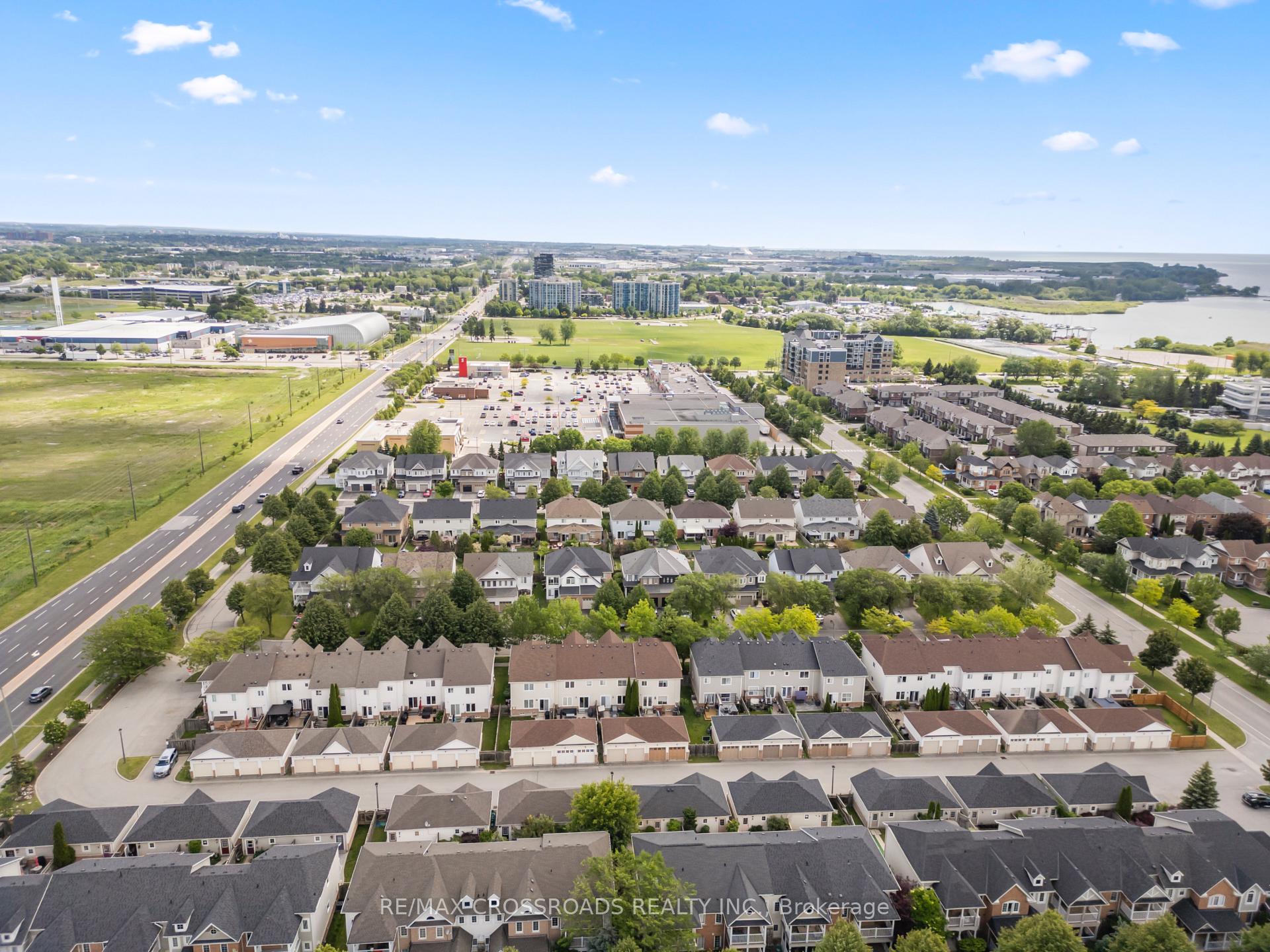 Photo 45 of 67 Regatta Crescent, Whitby, Port Whitby — HOMEH