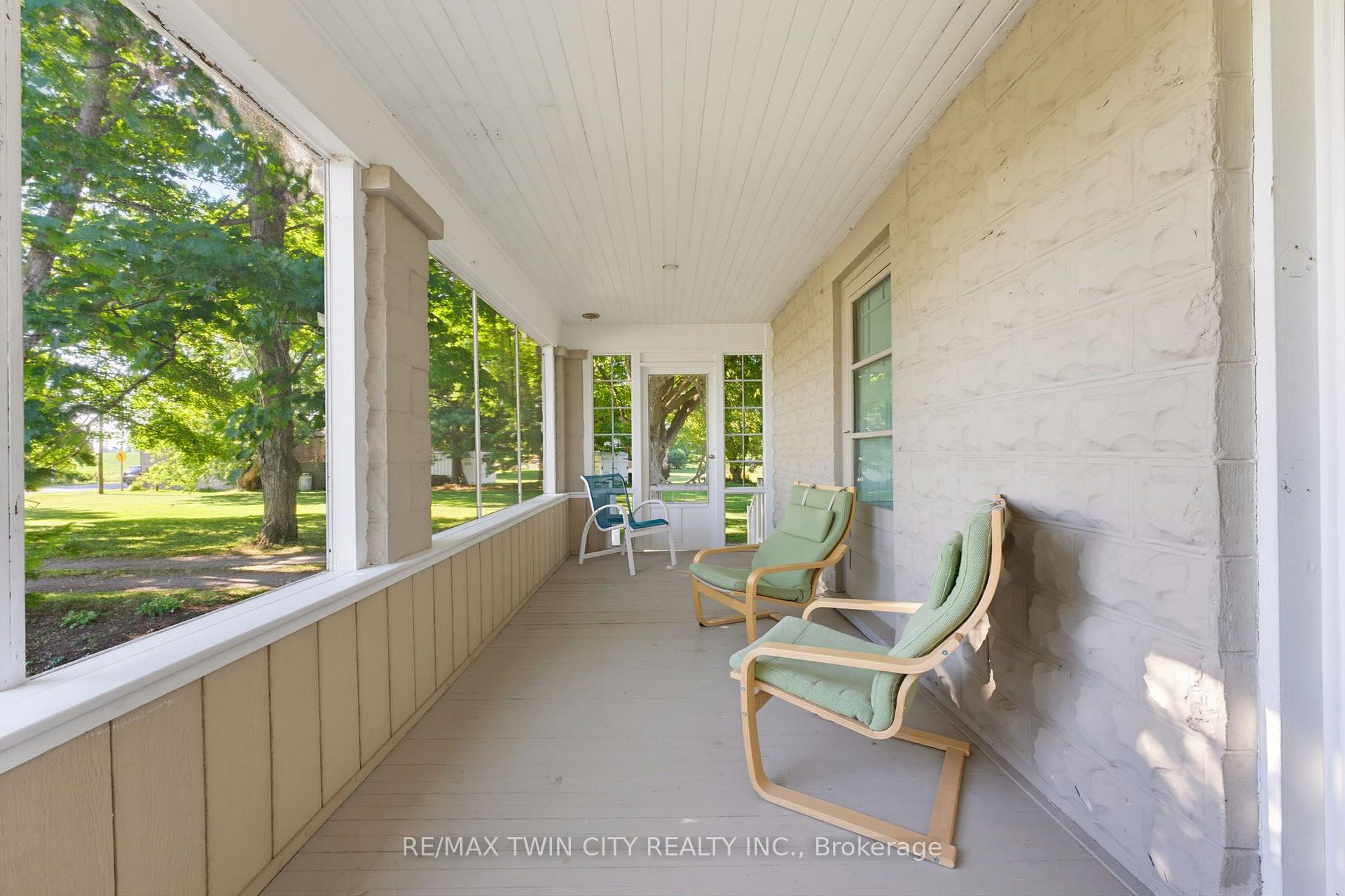 Photo 8 of 321 Pinehurst Road, Brant, Paris — HOMEH