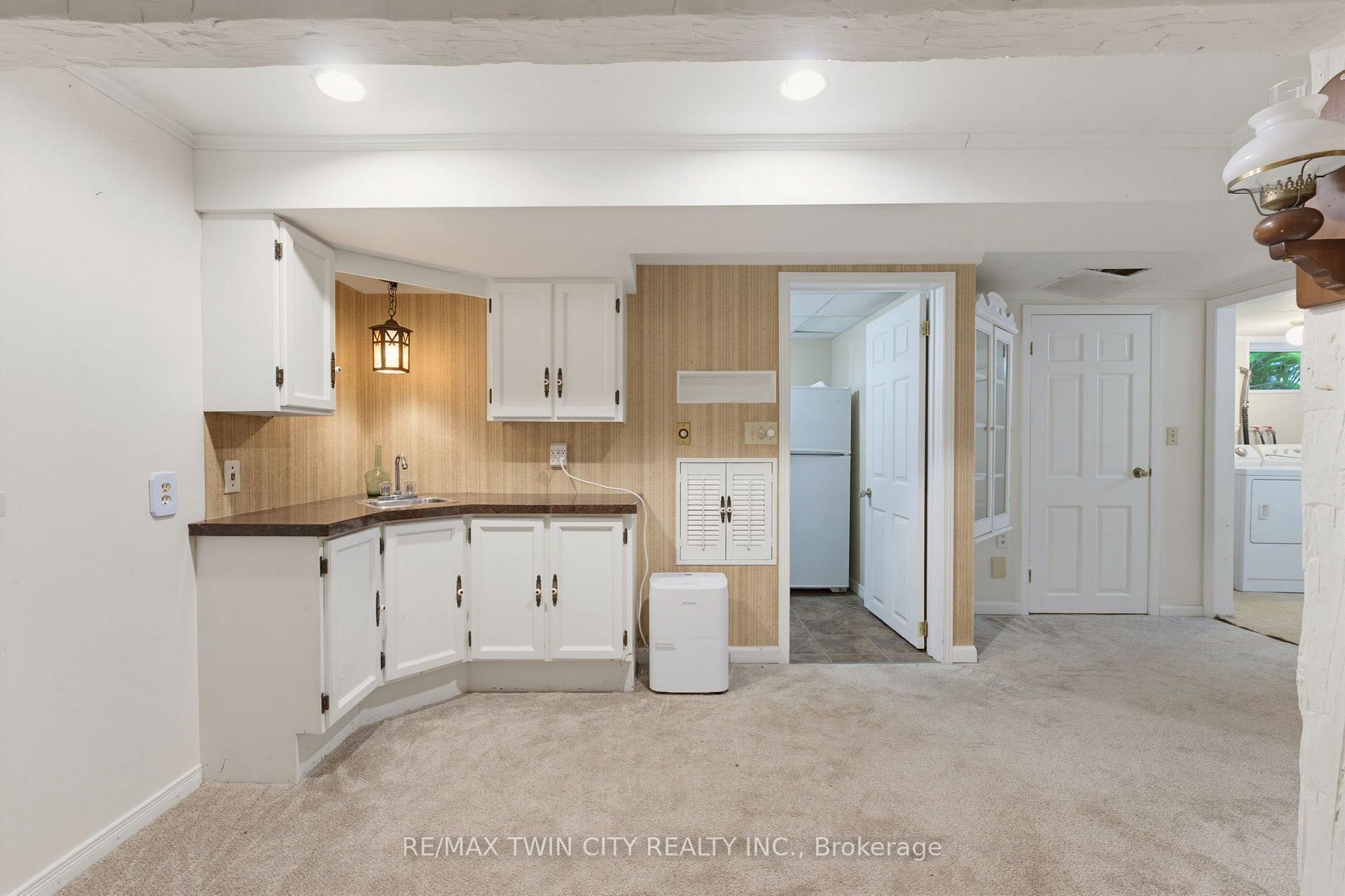 Photo 27 of 321 Pinehurst Road, Brant, Paris — HOMEH