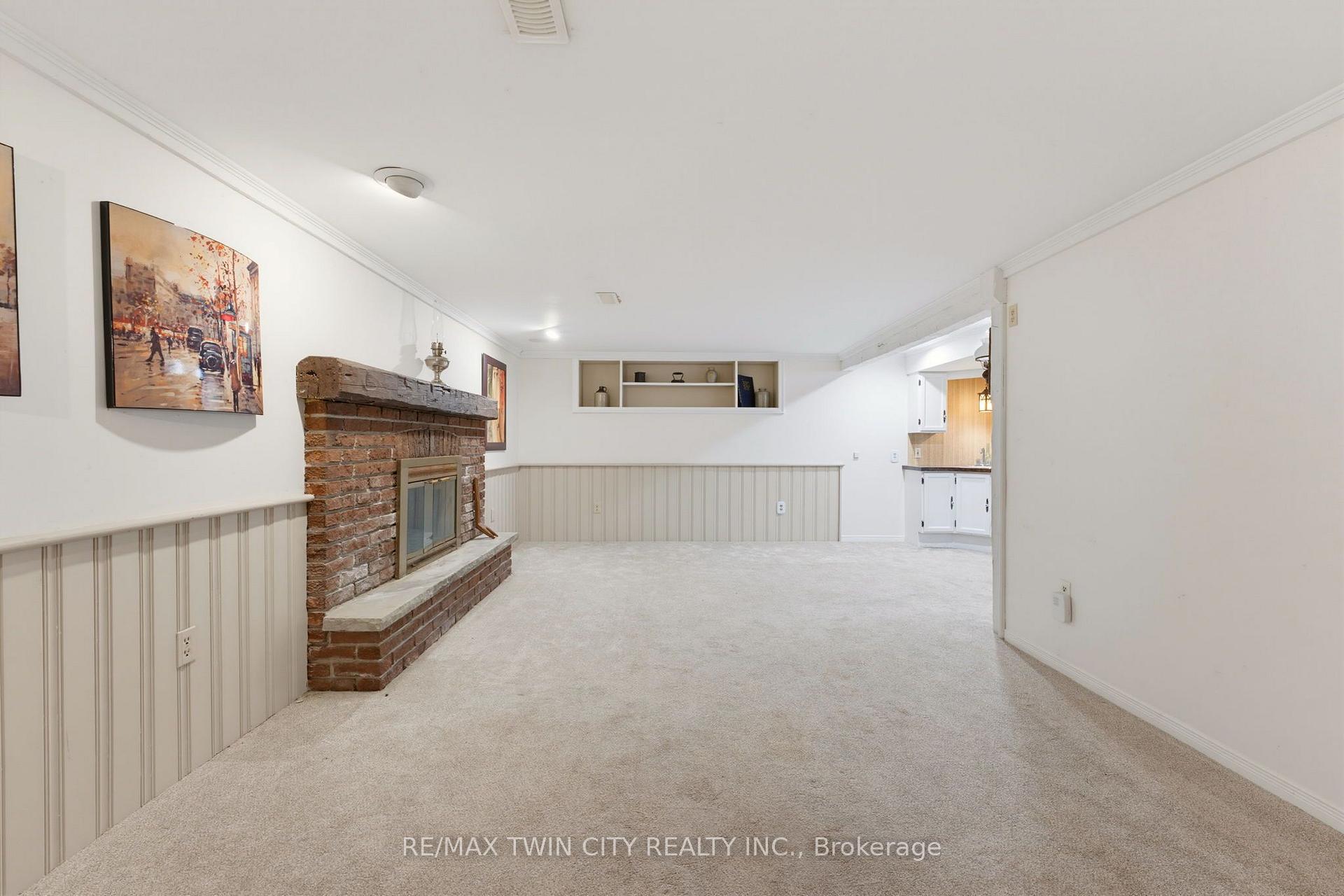 Photo 29 of 321 Pinehurst Road, Brant, Paris — HOMEH