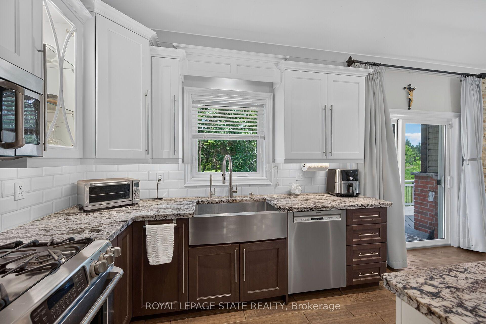 Photo 14 of 741 South Coast Drive, Haldimand, Nanticoke — HOMEH