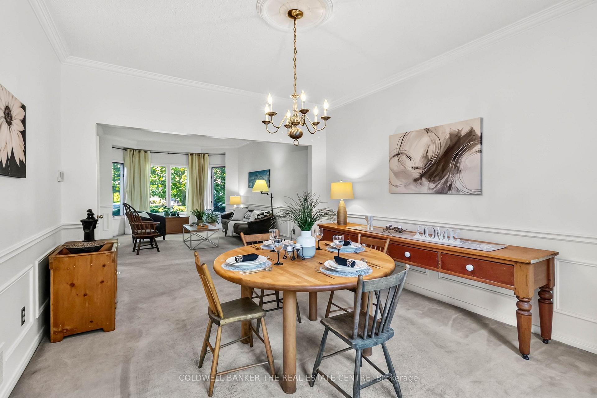 Photo 9 of 2040 Markle Drive, Oakville, River Oaks — HOMEH