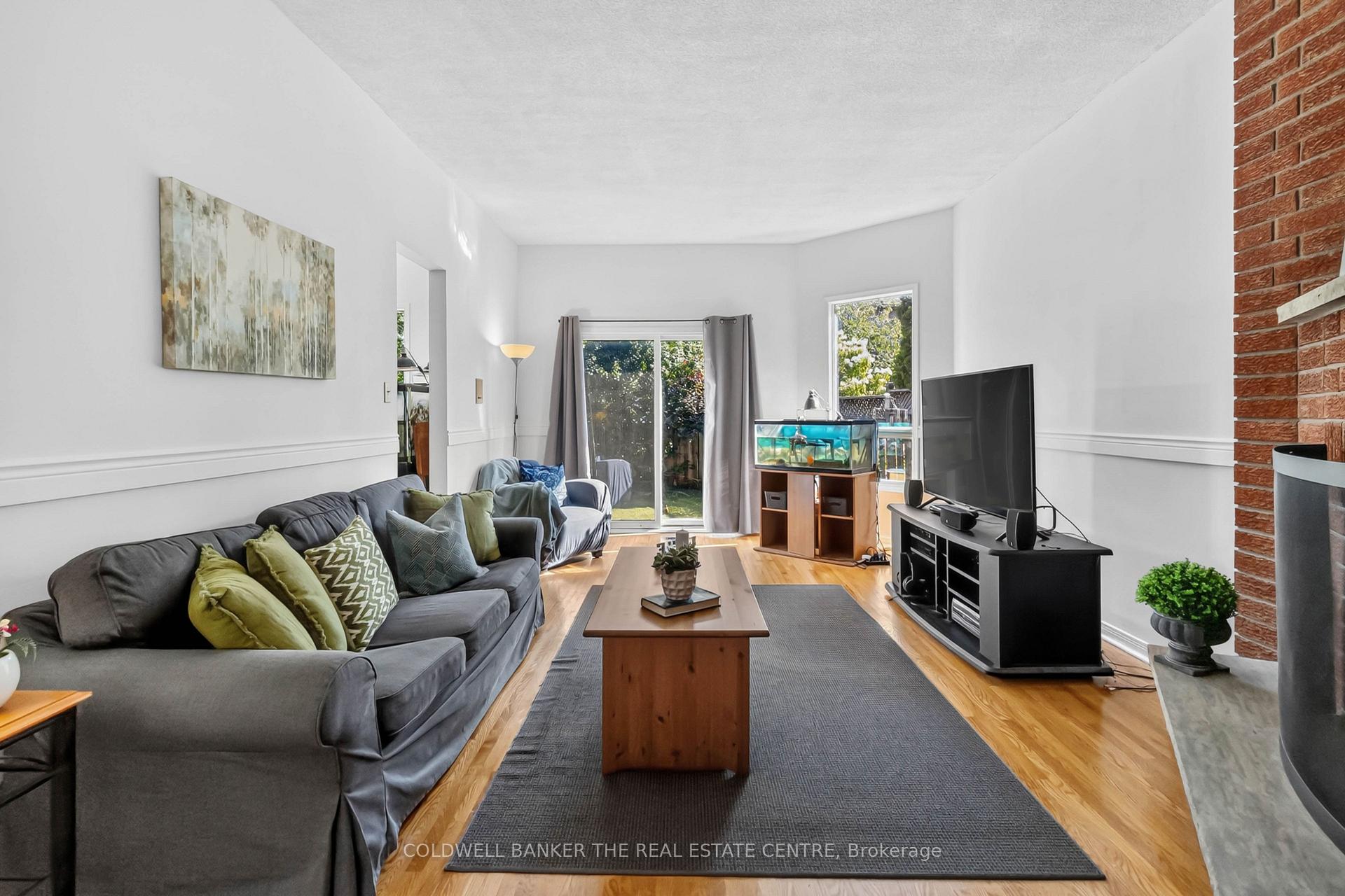 Photo 16 of 2040 Markle Drive, Oakville, River Oaks — HOMEH