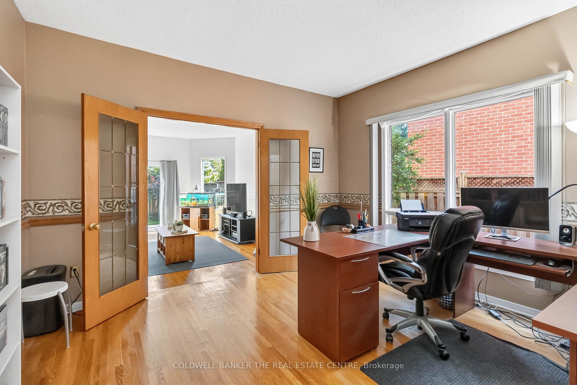 Photo 17 of 2040 Markle Drive, Oakville, River Oaks — HOMEH