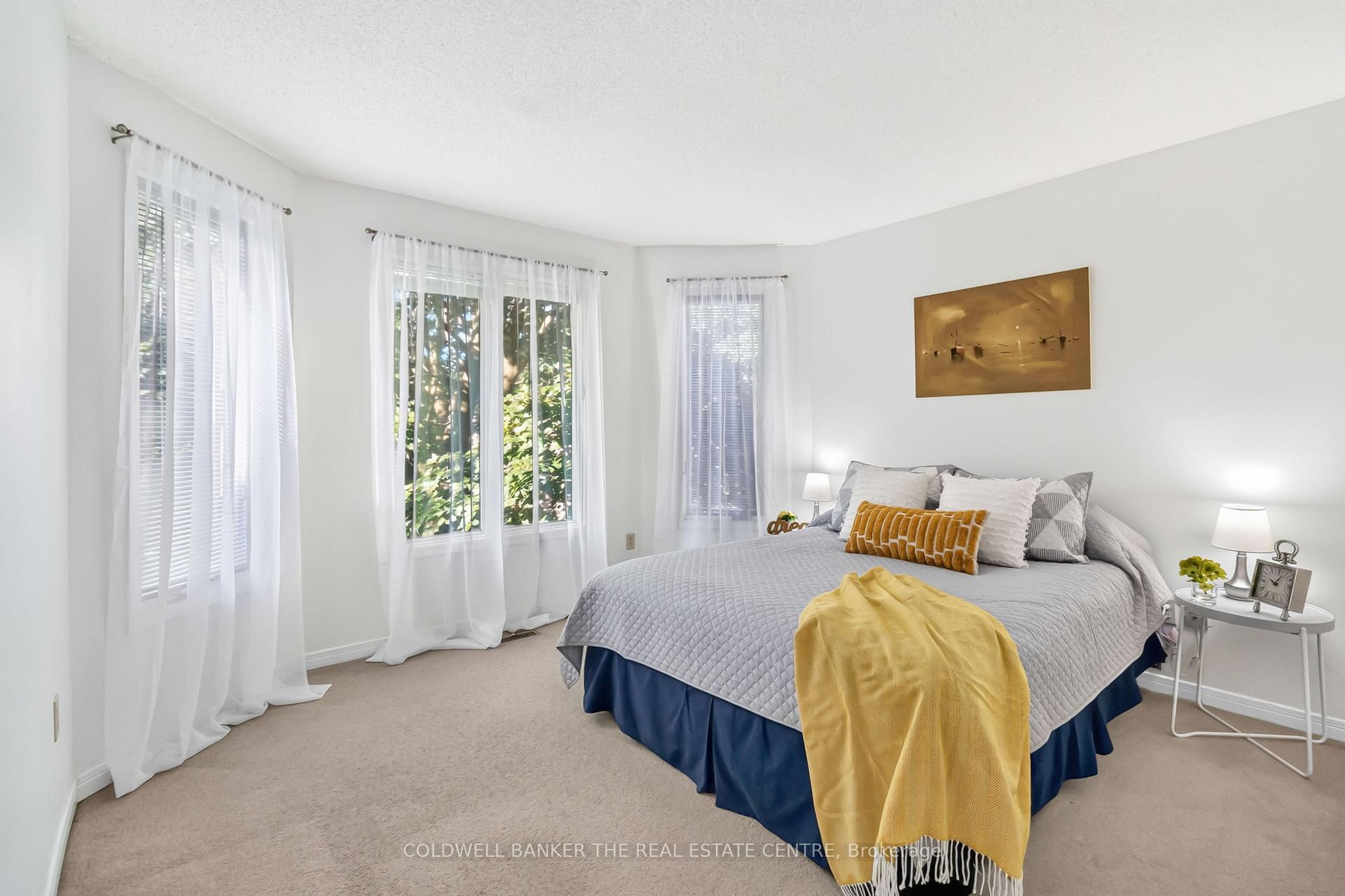 Photo 27 of 2040 Markle Drive, Oakville, River Oaks — HOMEH