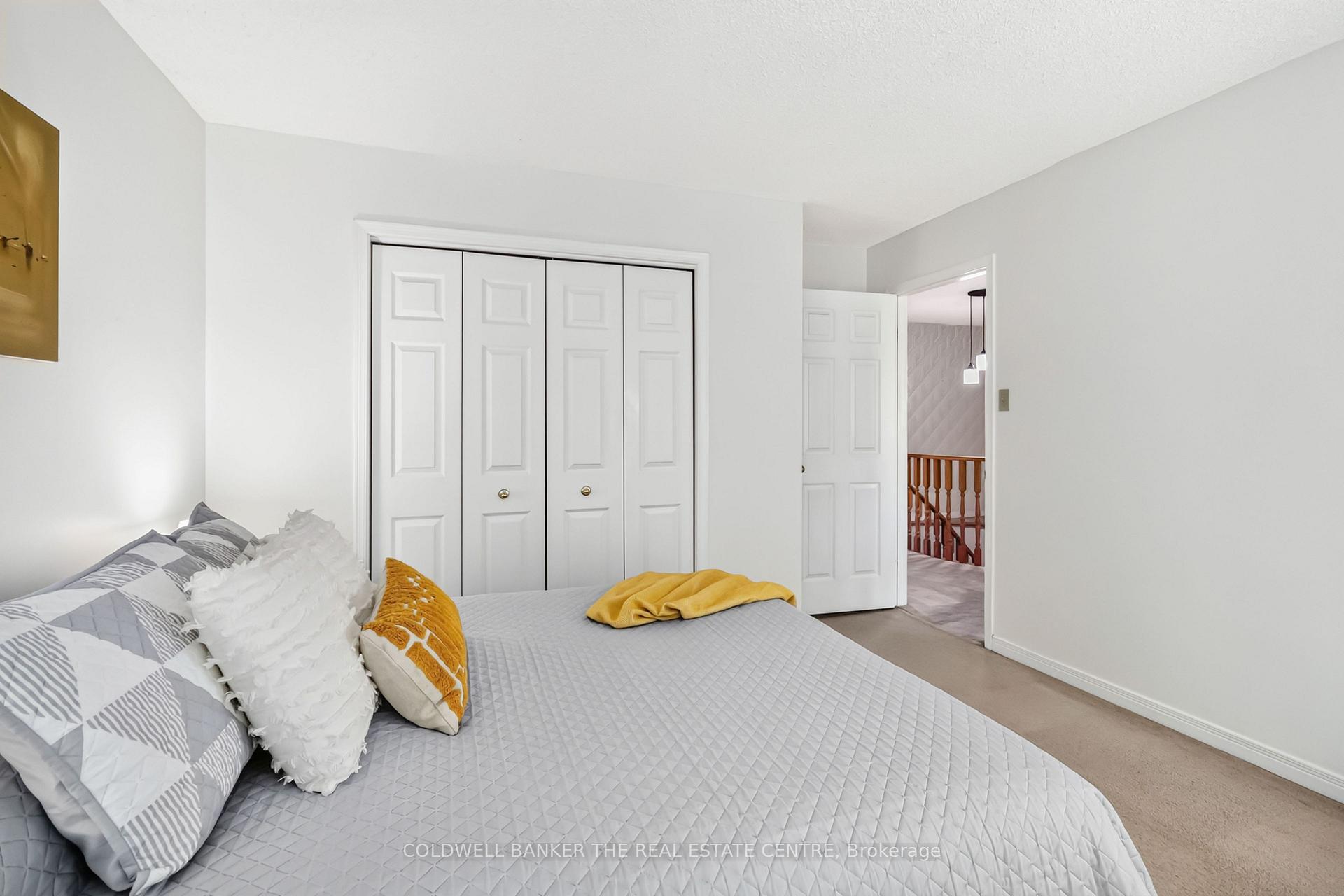 Photo 28 of 2040 Markle Drive, Oakville, River Oaks — HOMEH