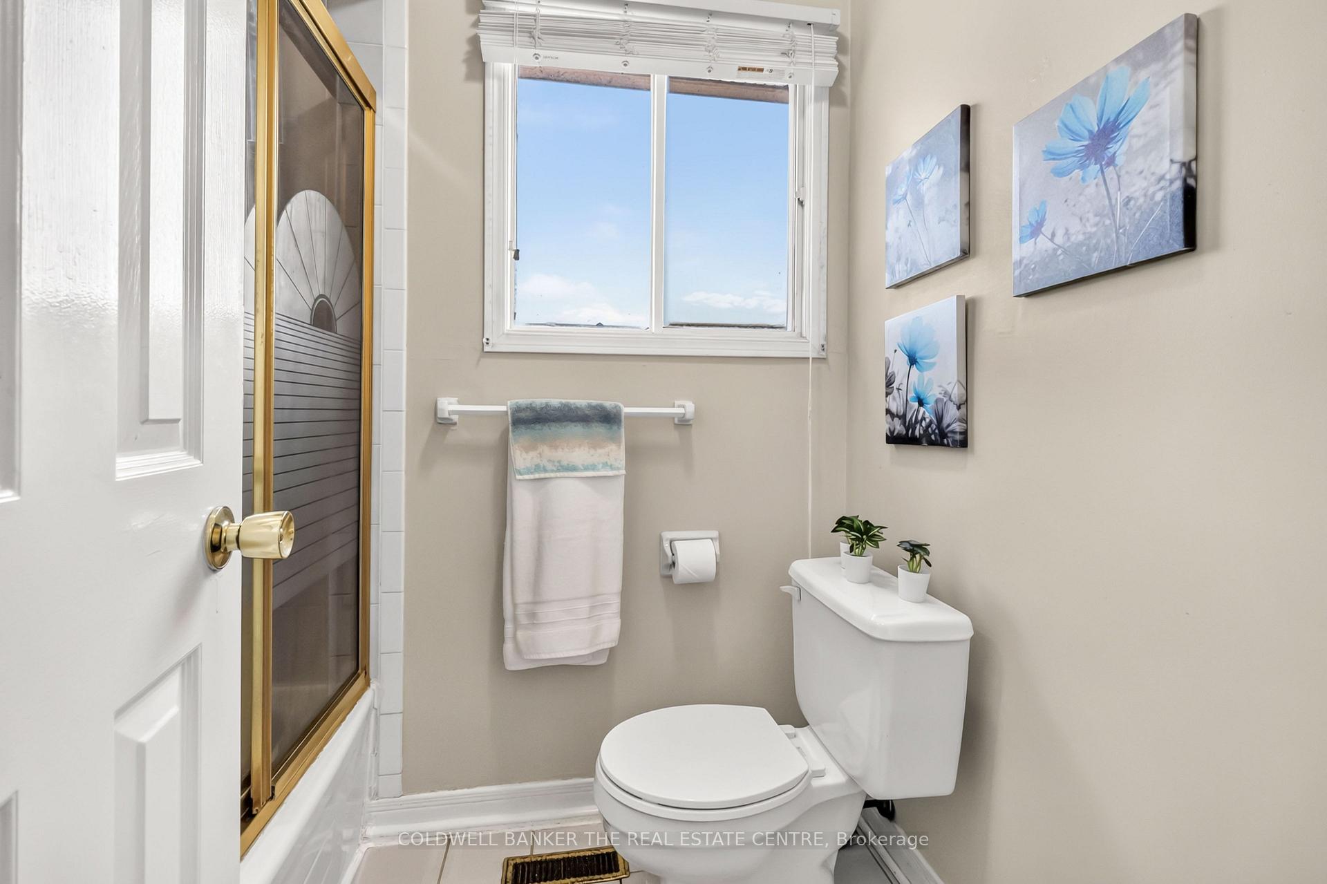 Photo 32 of 2040 Markle Drive, Oakville, River Oaks — HOMEH