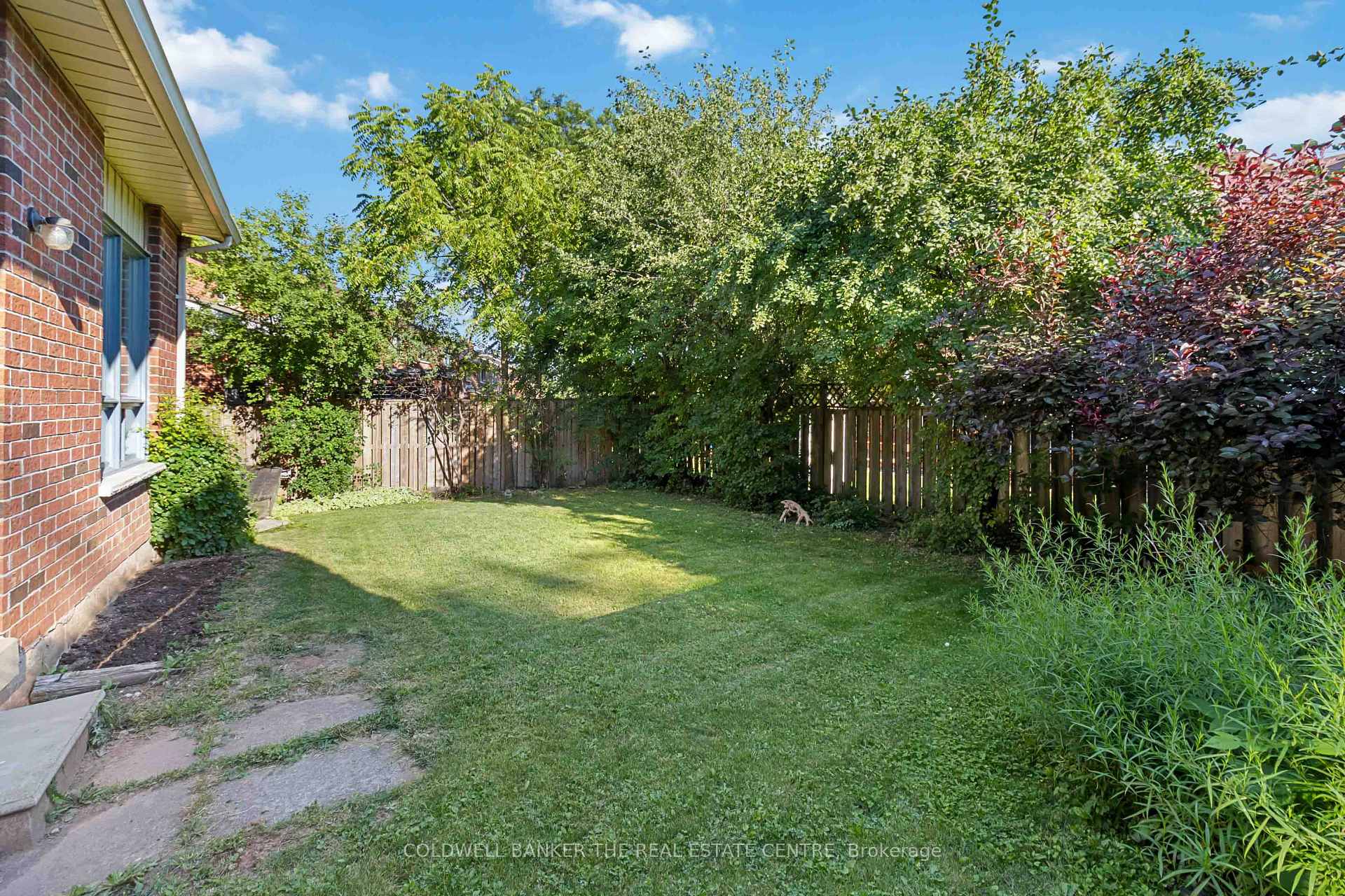 Photo 36 of 2040 Markle Drive, Oakville, River Oaks — HOMEH