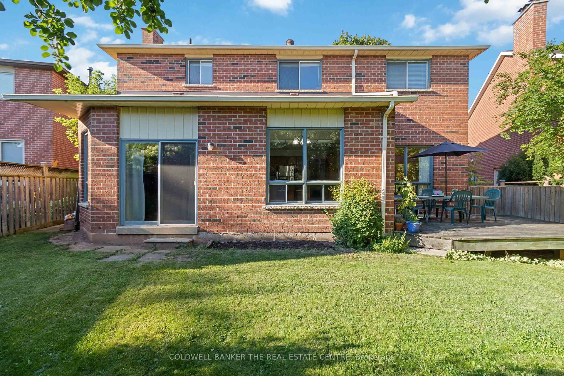 Photo 37 of 2040 Markle Drive, Oakville, River Oaks — HOMEH