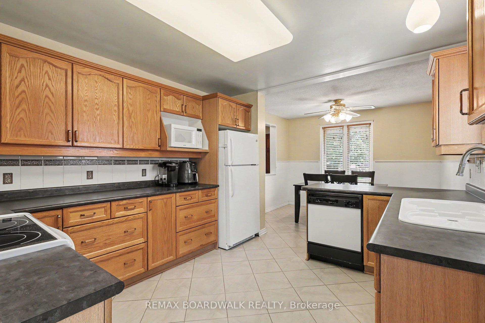 Photo 7 of 329 Pintail Terrace, Ottawa, Chatelaine Village — HOMEH