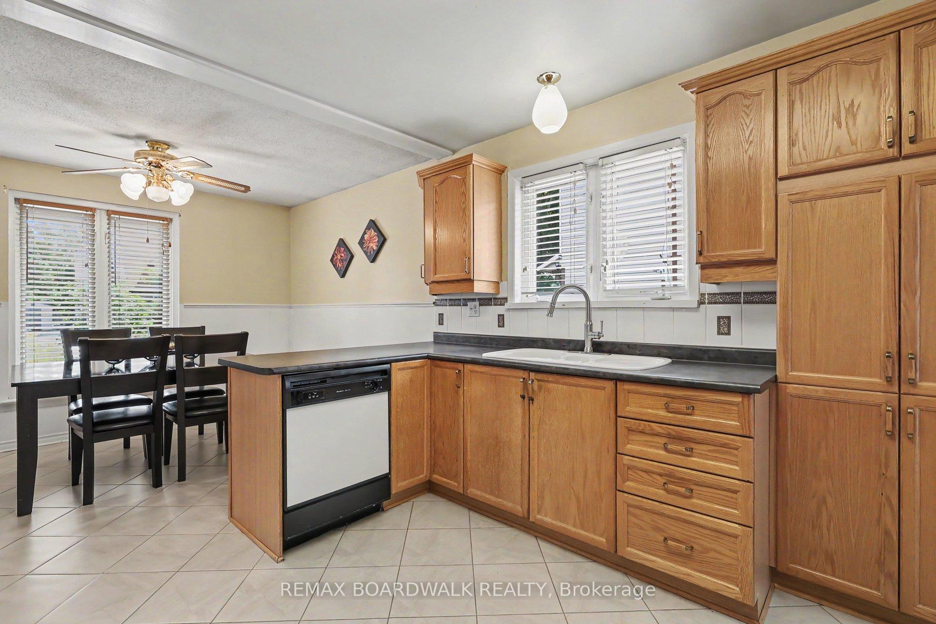Photo 8 of 329 Pintail Terrace, Ottawa, Chatelaine Village — HOMEH