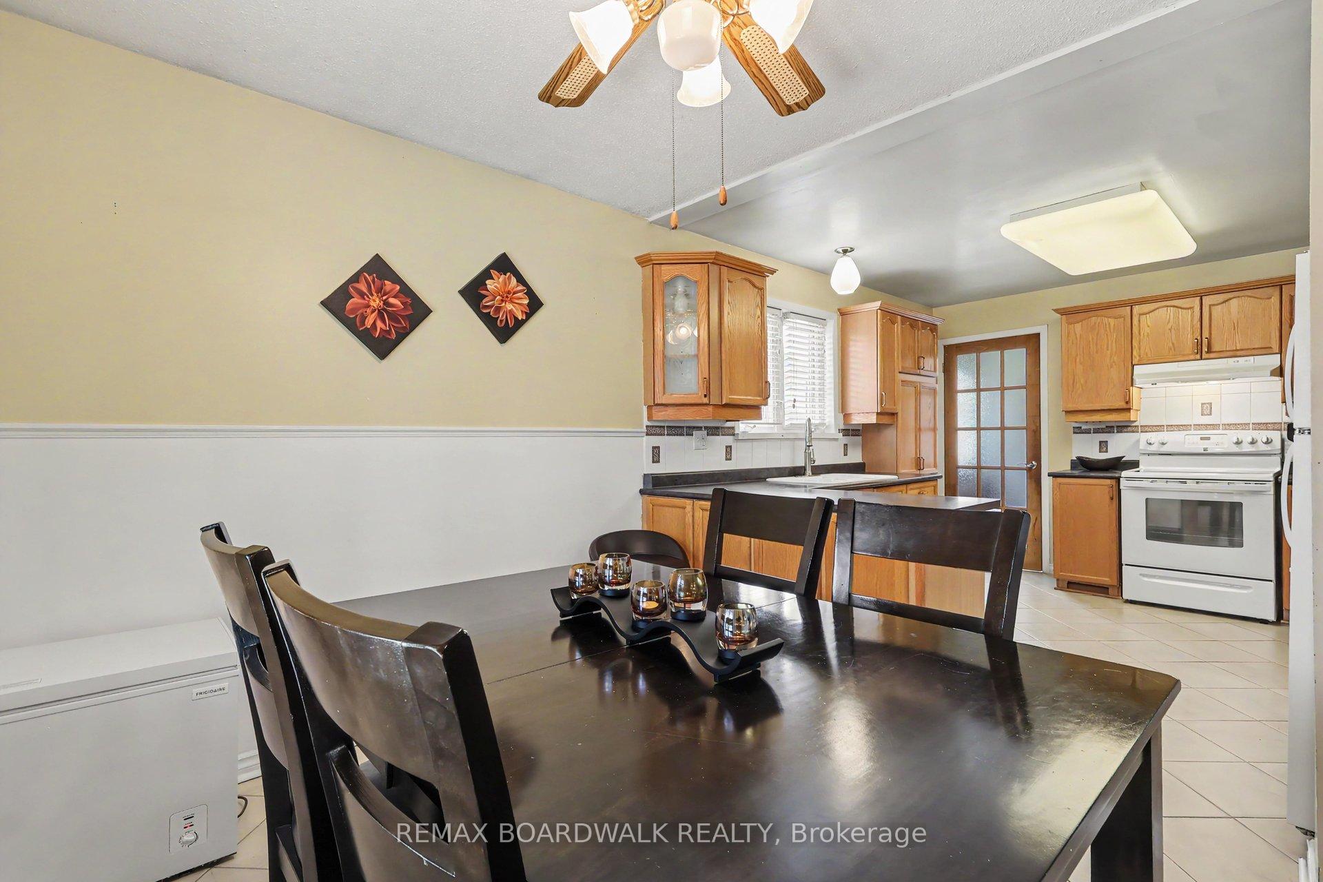 Photo 10 of 329 Pintail Terrace, Ottawa, Chatelaine Village — HOMEH
