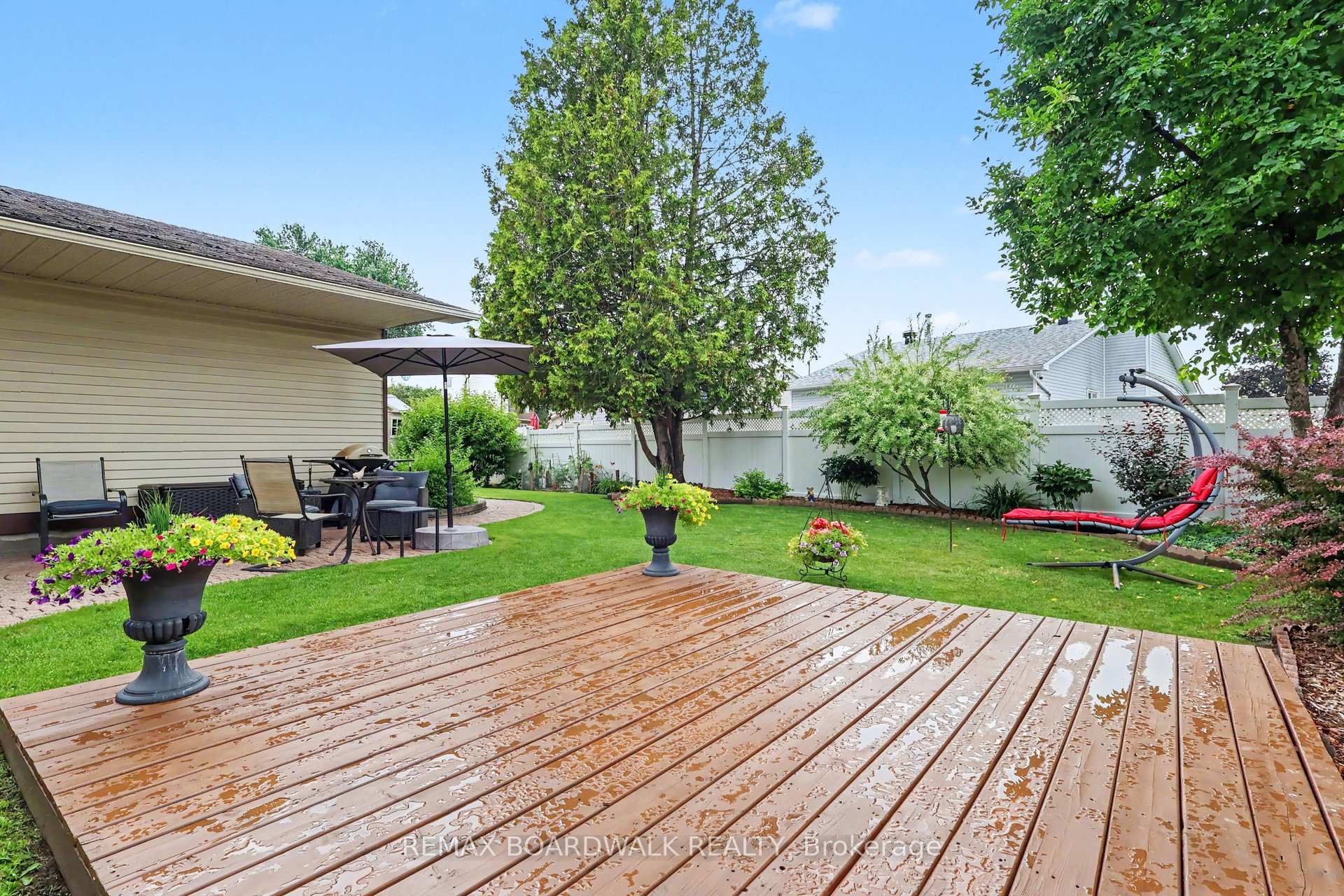Photo 34 of 329 Pintail Terrace, Ottawa, Chatelaine Village — HOMEH