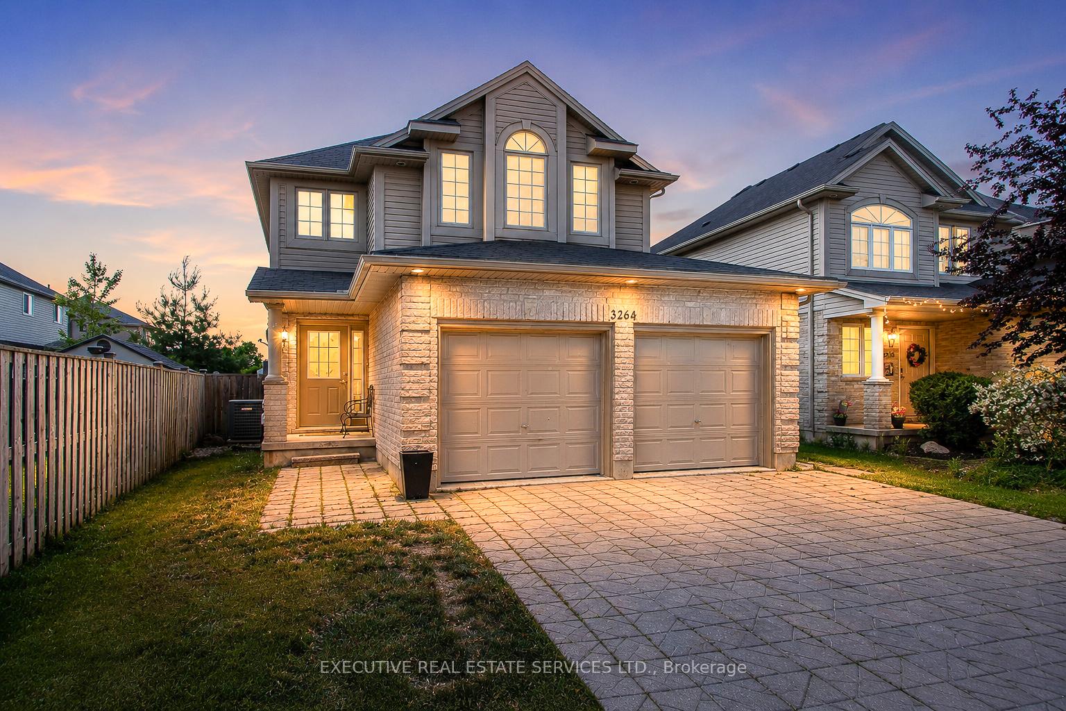 Photo 3 of 3264 Meadowgate Boulevard, London, South U — HOMEH