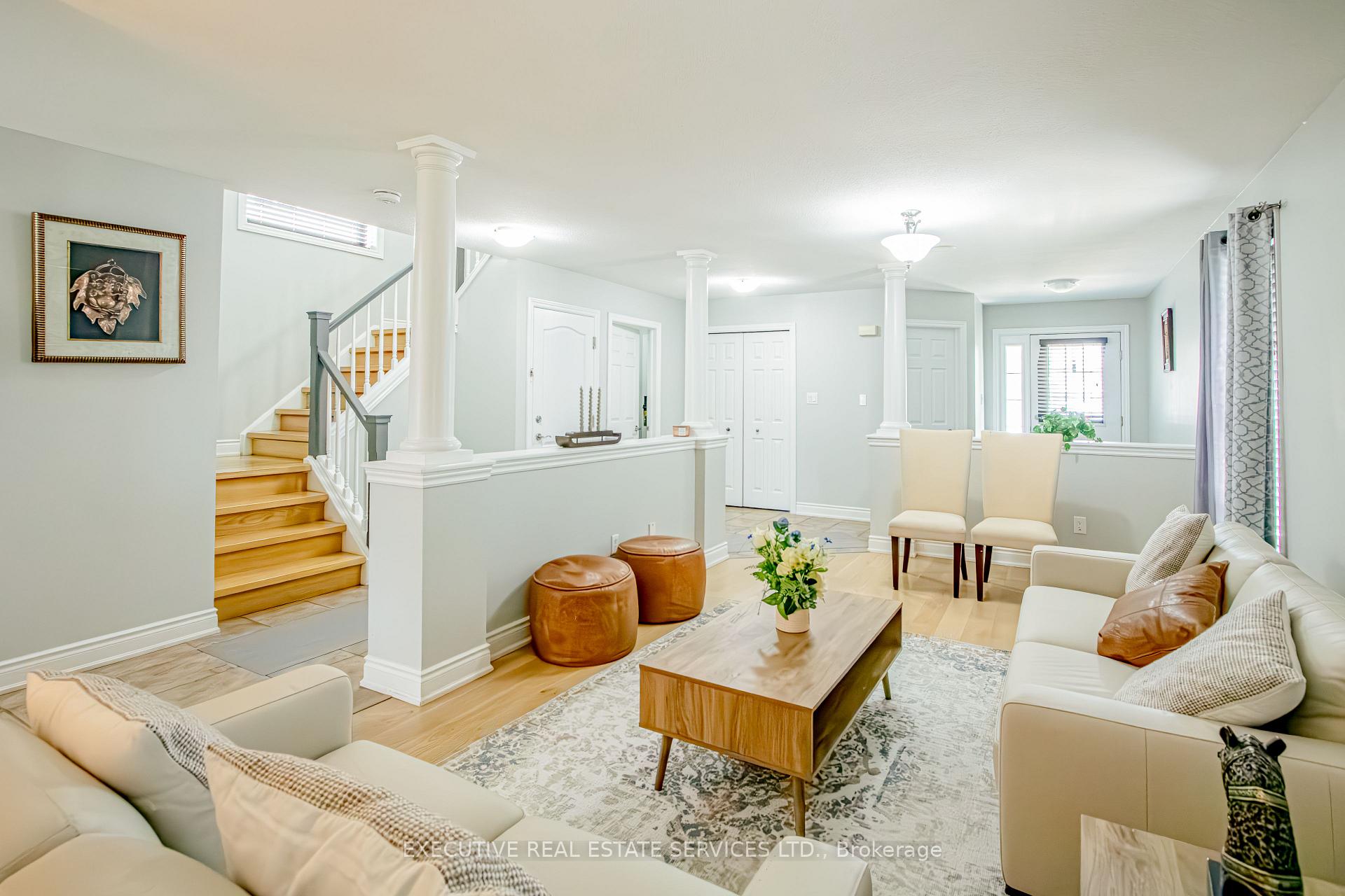 Photo 13 of 3264 Meadowgate Boulevard, London, South U — HOMEH