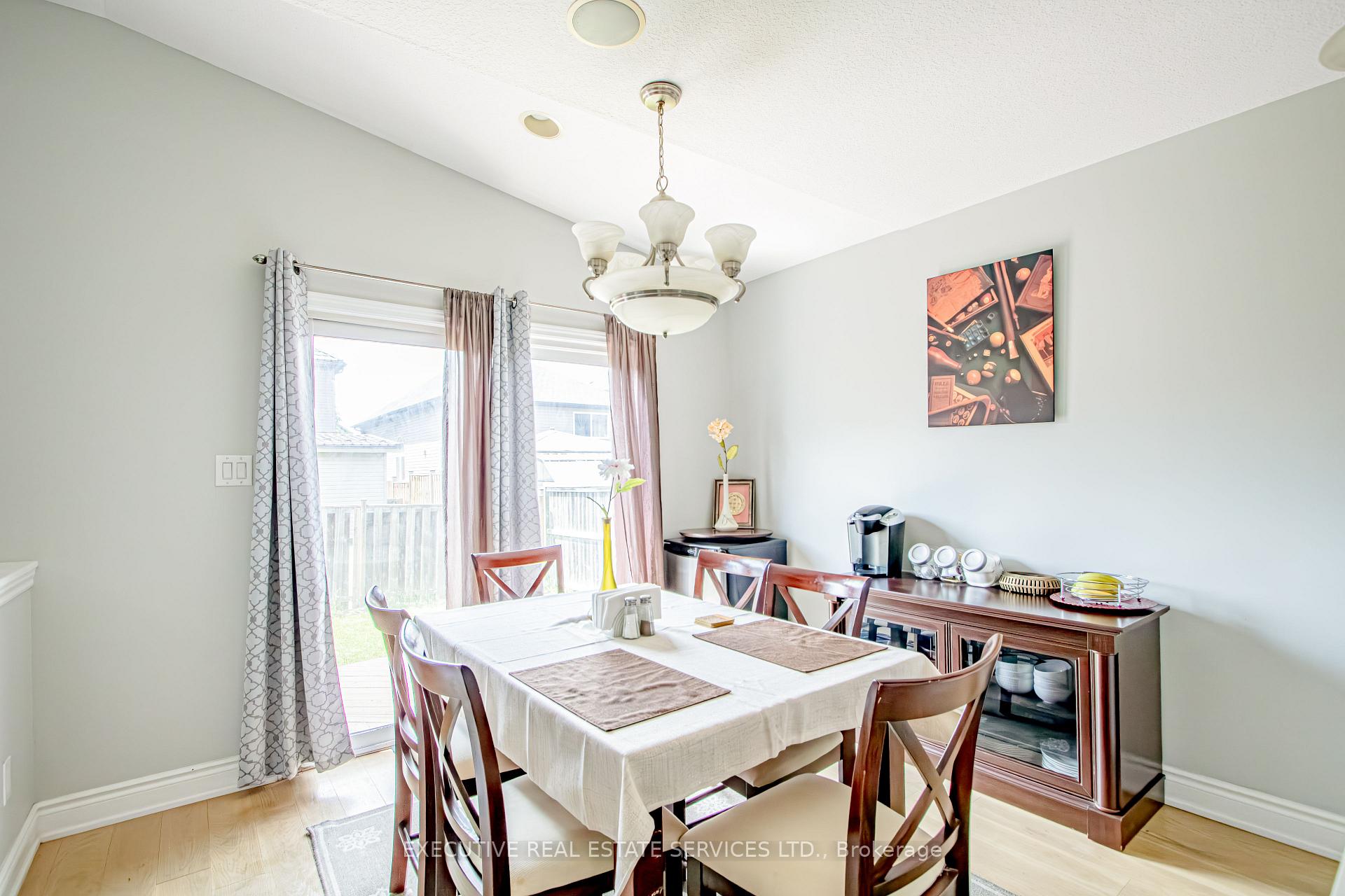 Photo 19 of 3264 Meadowgate Boulevard, London, South U — HOMEH