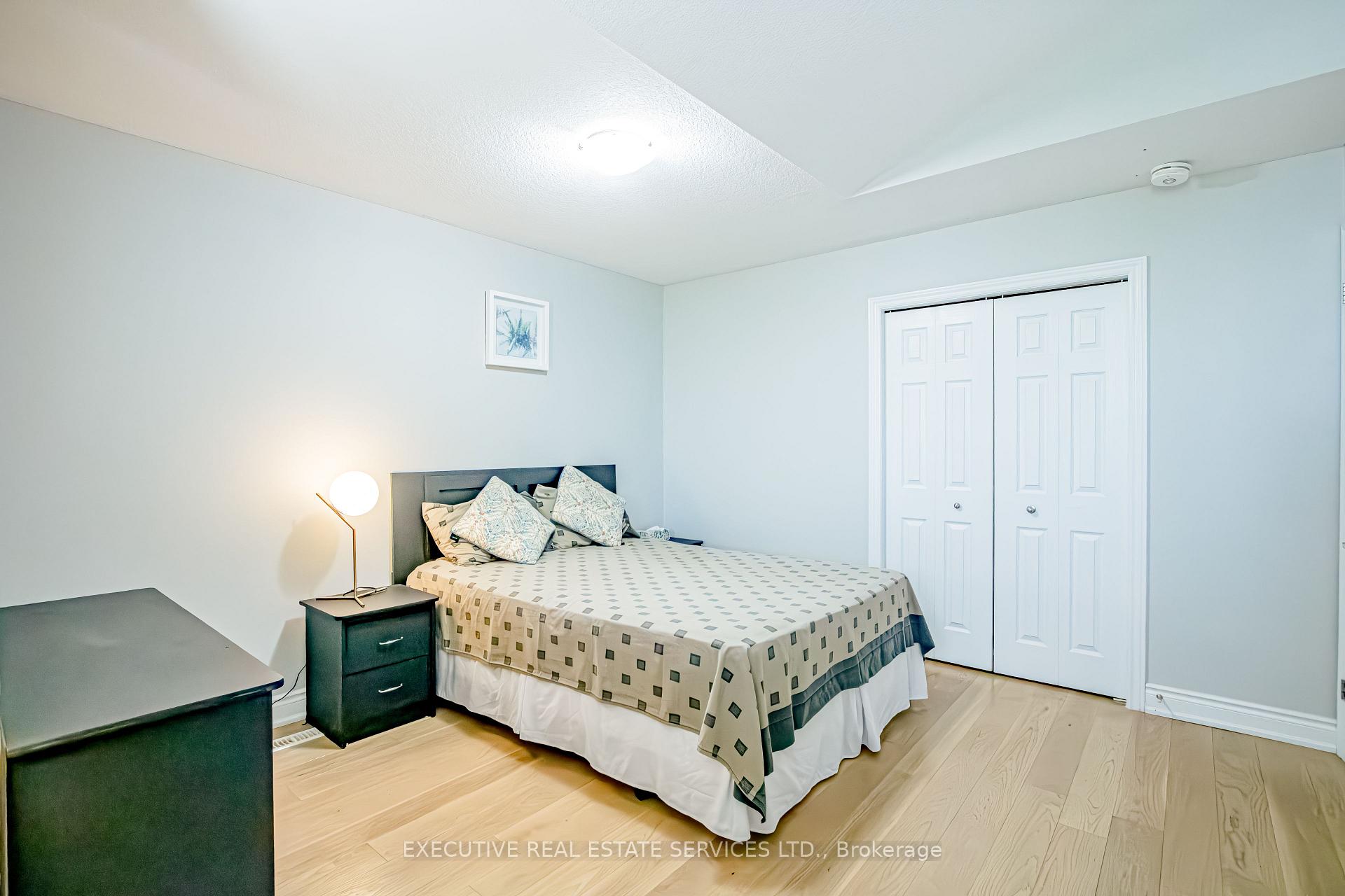 Photo 26 of 3264 Meadowgate Boulevard, London, South U — HOMEH